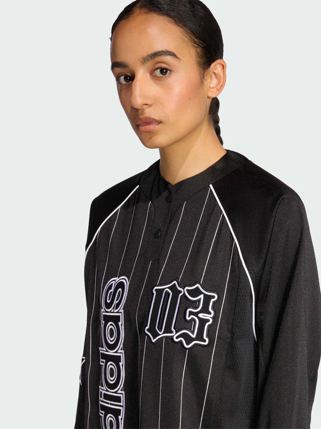 Худи и свитшоты Adidas модель KC6282 Худи и свитшоты Adidas модель KC6282 Фото