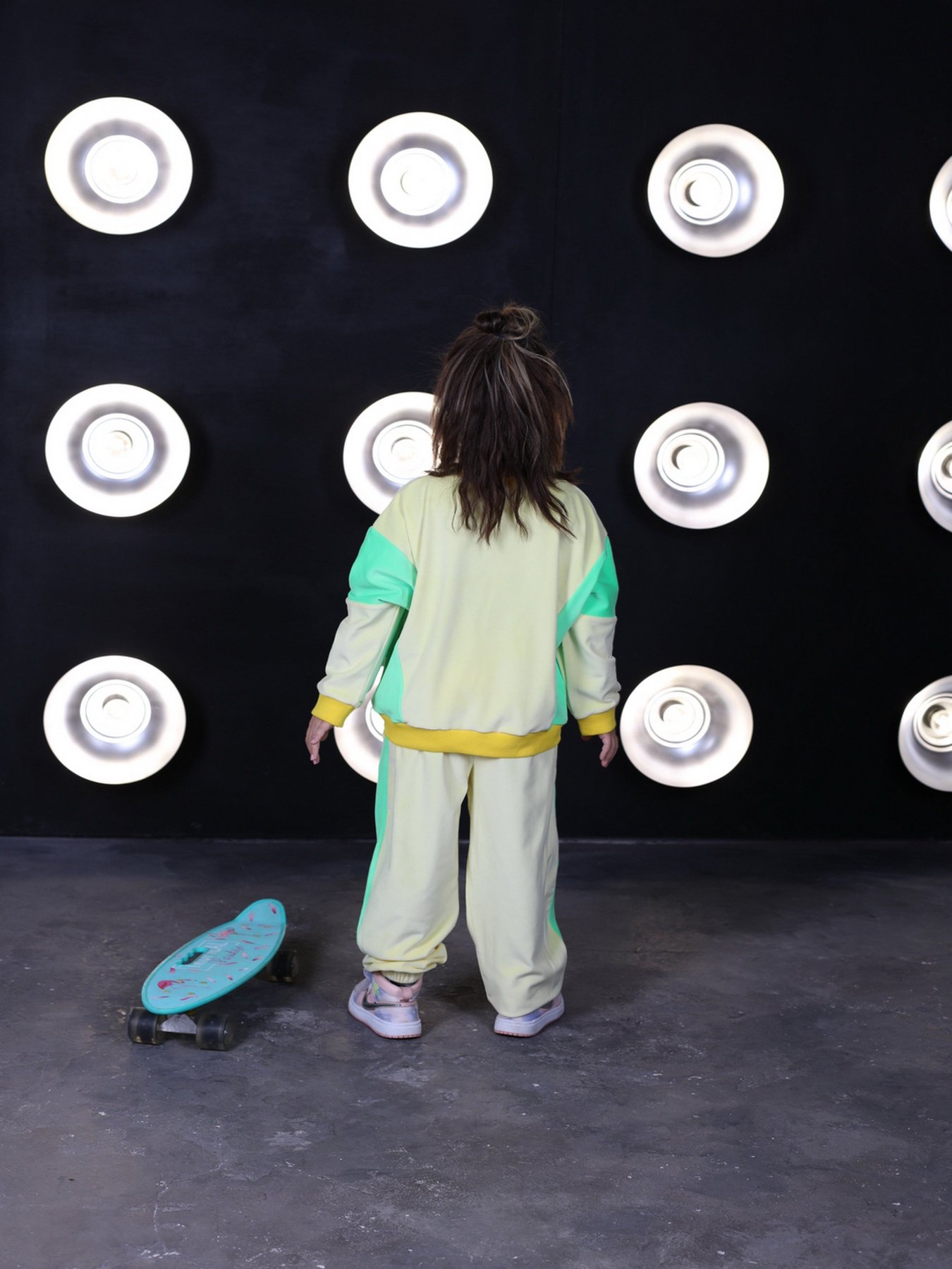 Костюми ISSA Plus модель CD-467_yellowlightgreen Фото