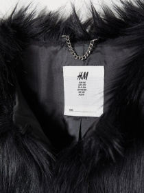 Шубы и дубленки H&M модель 7662470kwer_Черный Фото