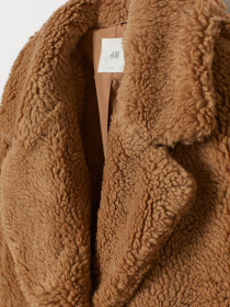 Шуби і дублянки H&M модель 8373250wer_Коричневый Фото