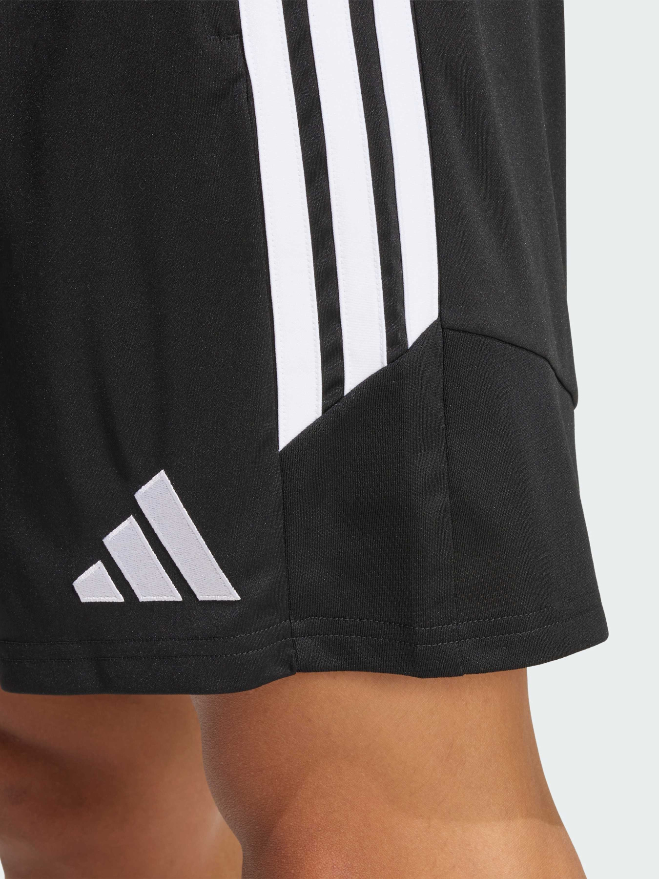 Шорти Adidas Tiro модель JY9719 Шорти Adidas Tiro модель JY9719 Фото