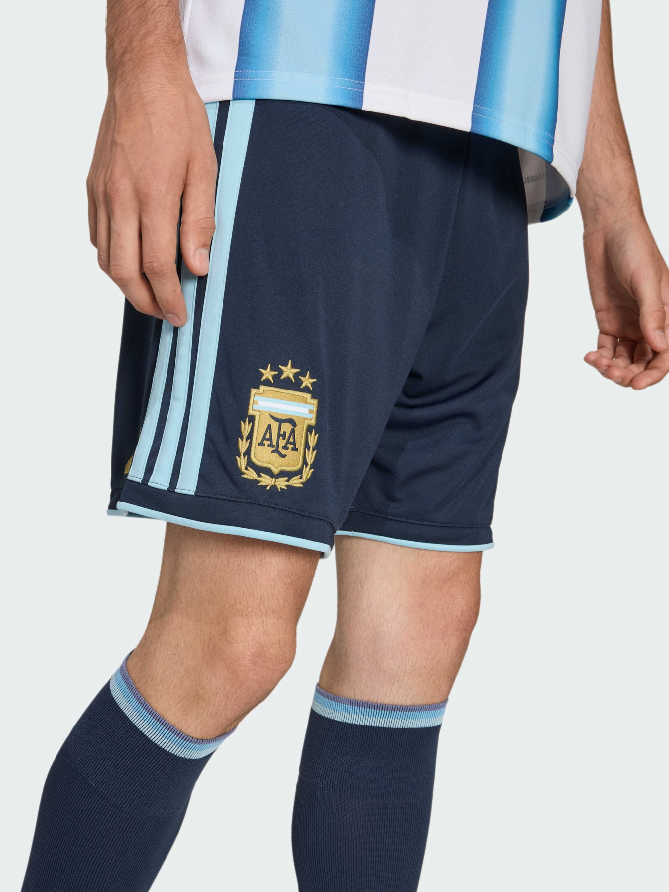 Шорти Adidas модель JM1325 Шорти Adidas модель JM1325 Фото