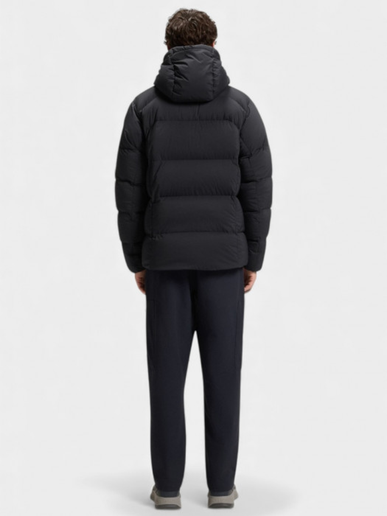 Куртки и дубленки Boss модель 11336 Фото