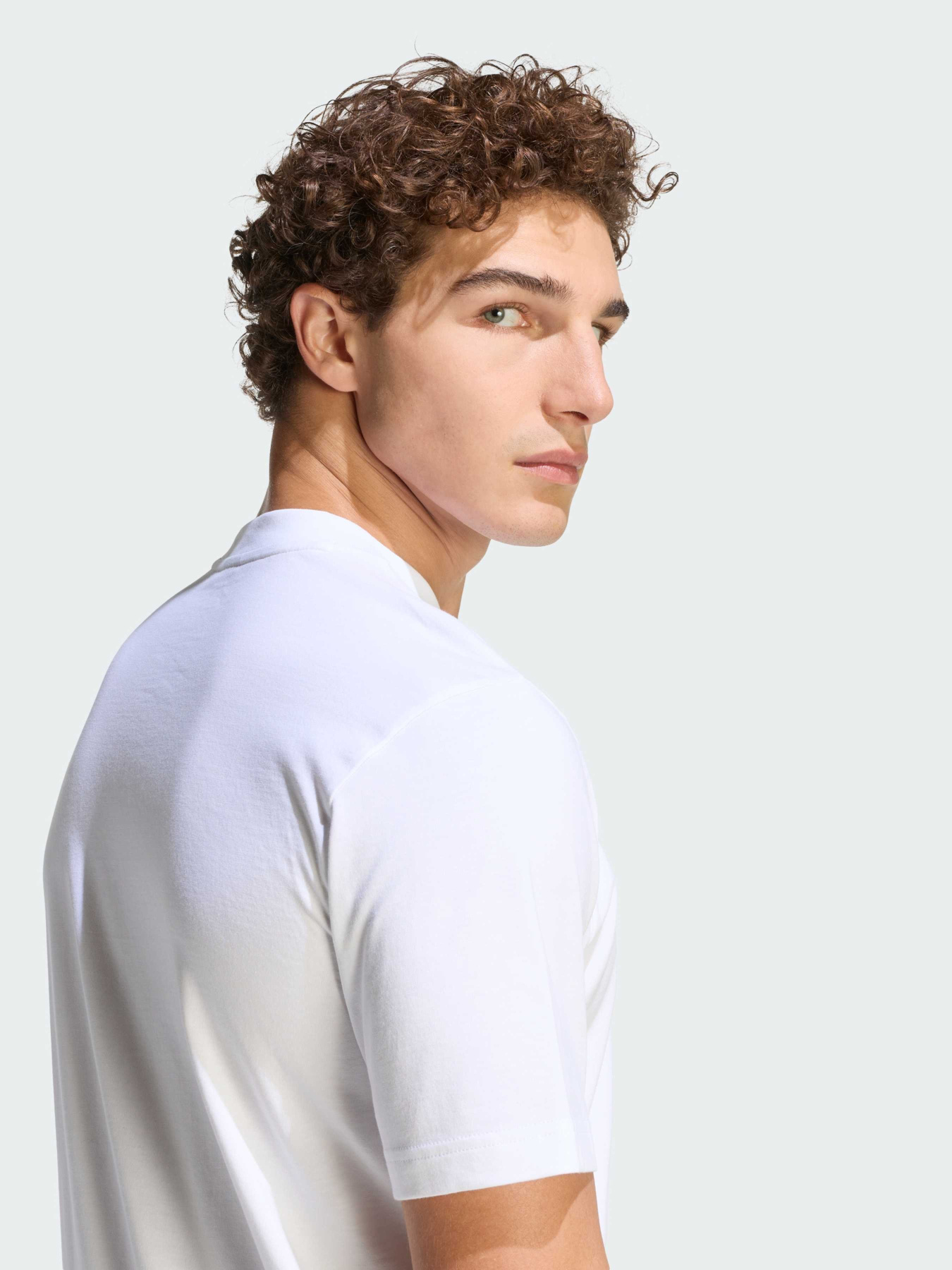 Футболки и поло Adidas модель KA2523 Футболки и поло Adidas модель KA2523 Фото