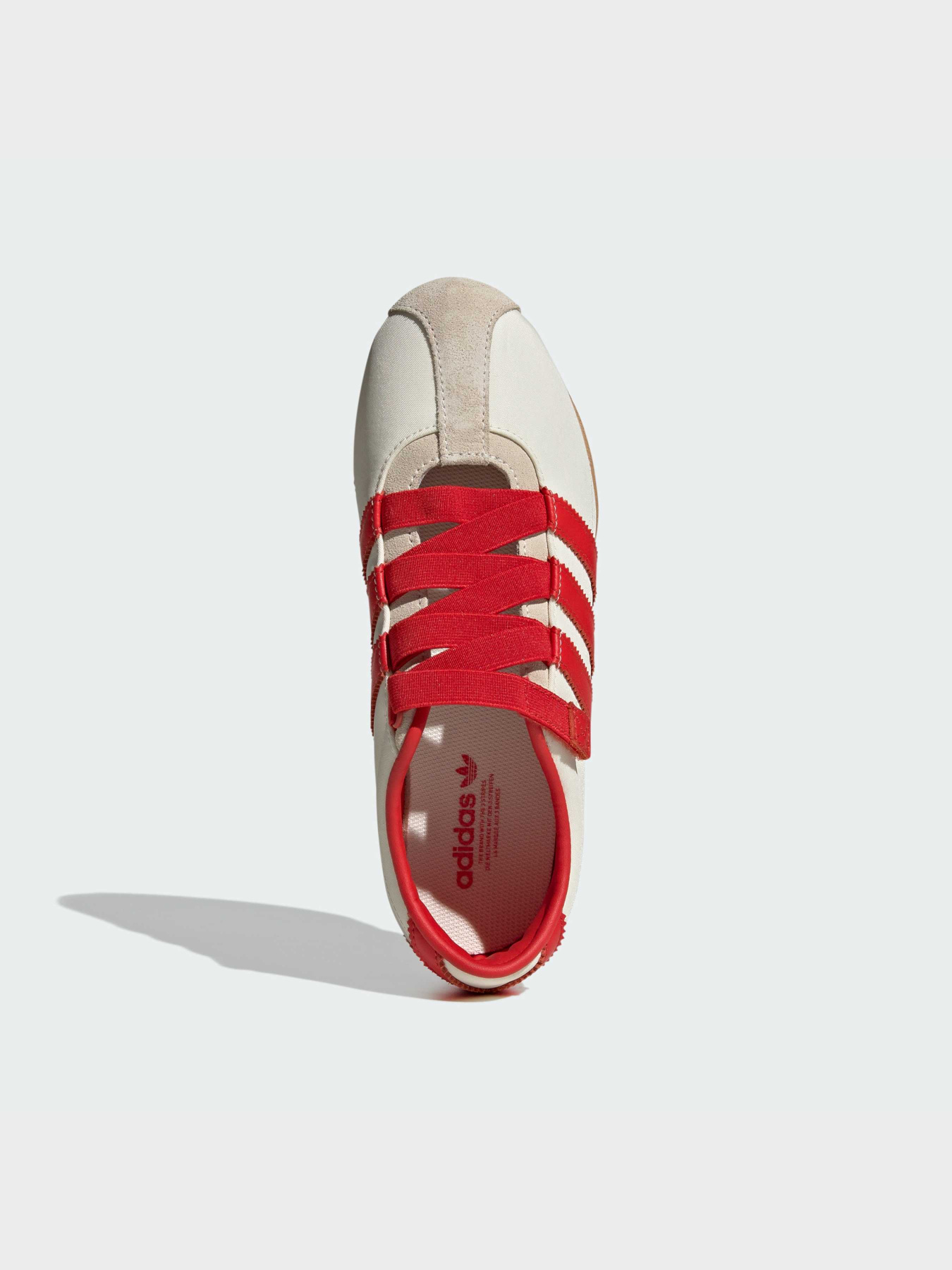 Кроссовки Adidas модель IH3999 Кроссовки Adidas модель IH3999 Фото