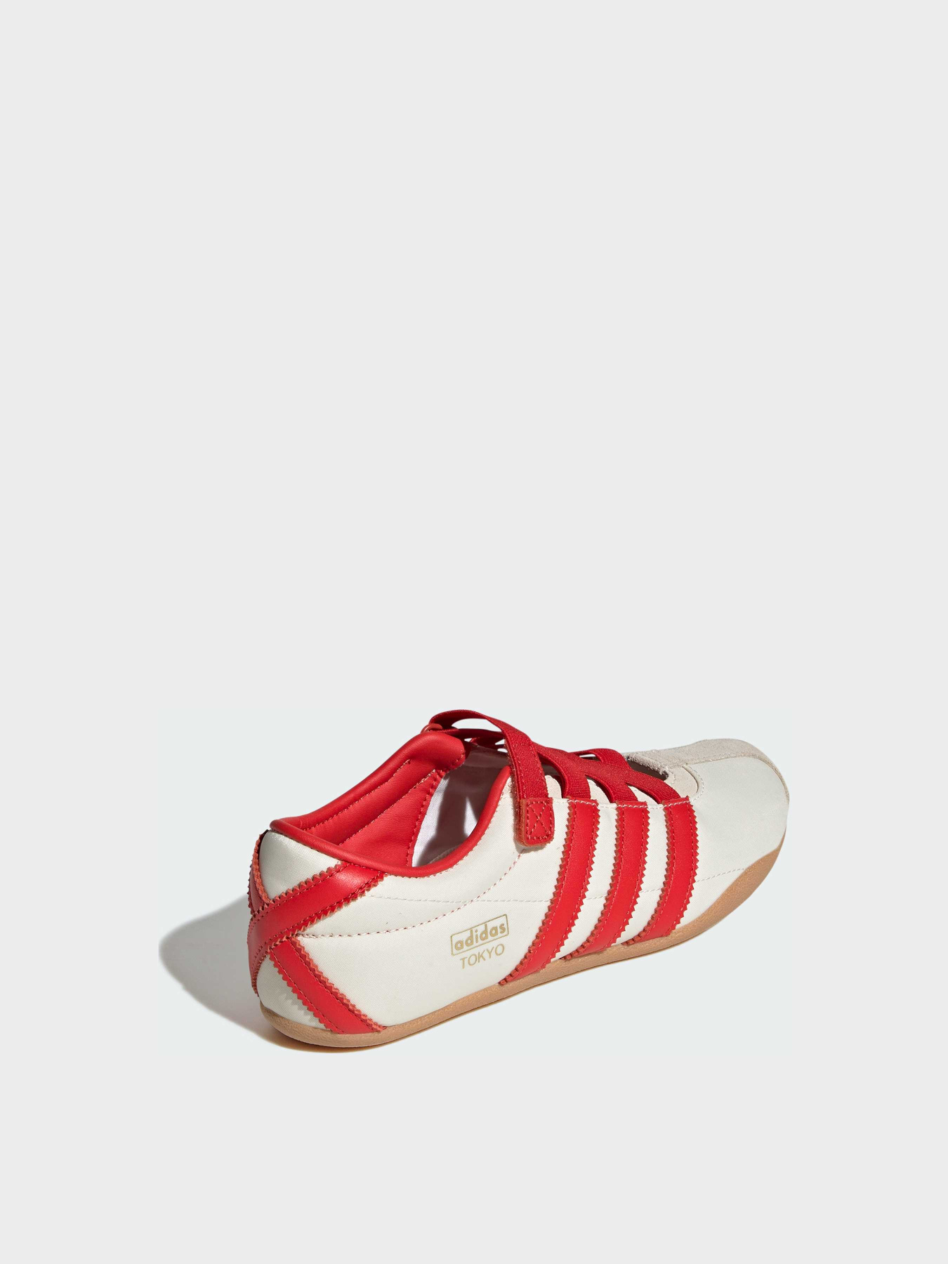 Кроссовки Adidas модель IH3999 Кроссовки Adidas модель IH3999 Фото