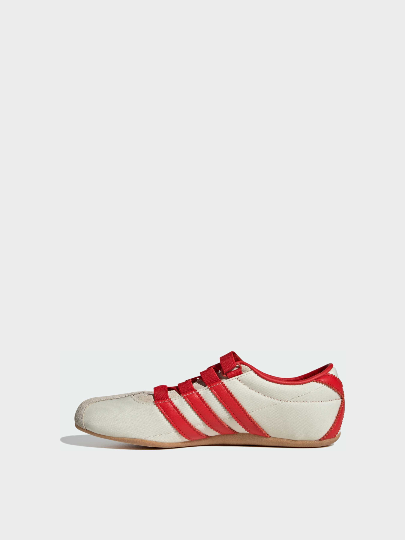 Кроссовки Adidas модель IH3999 Кроссовки Adidas модель IH3999 Фото