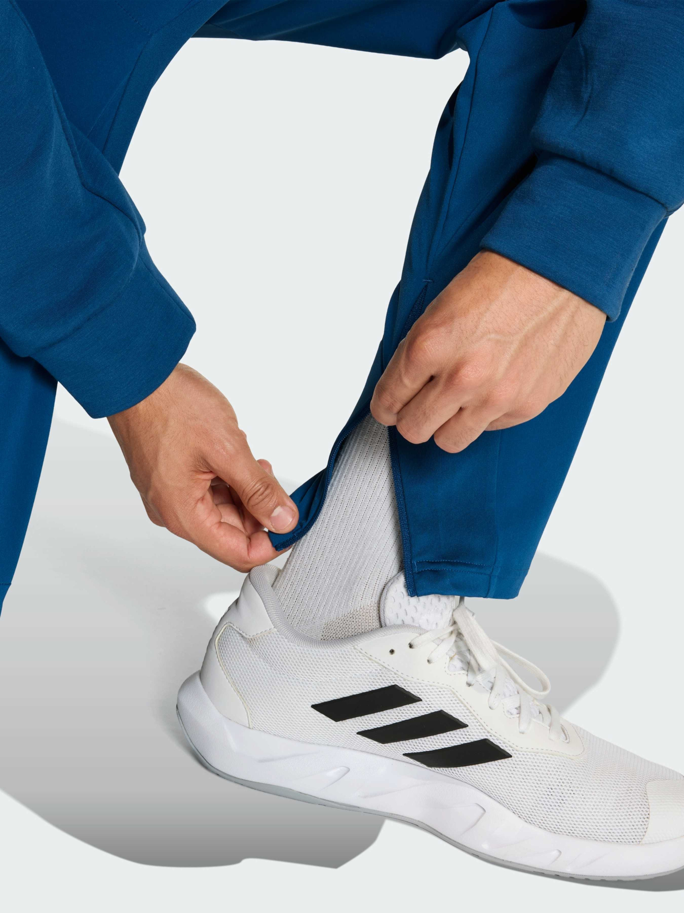 Брюки Adidas модель KA7245 Брюки Adidas модель KA7245 Фото