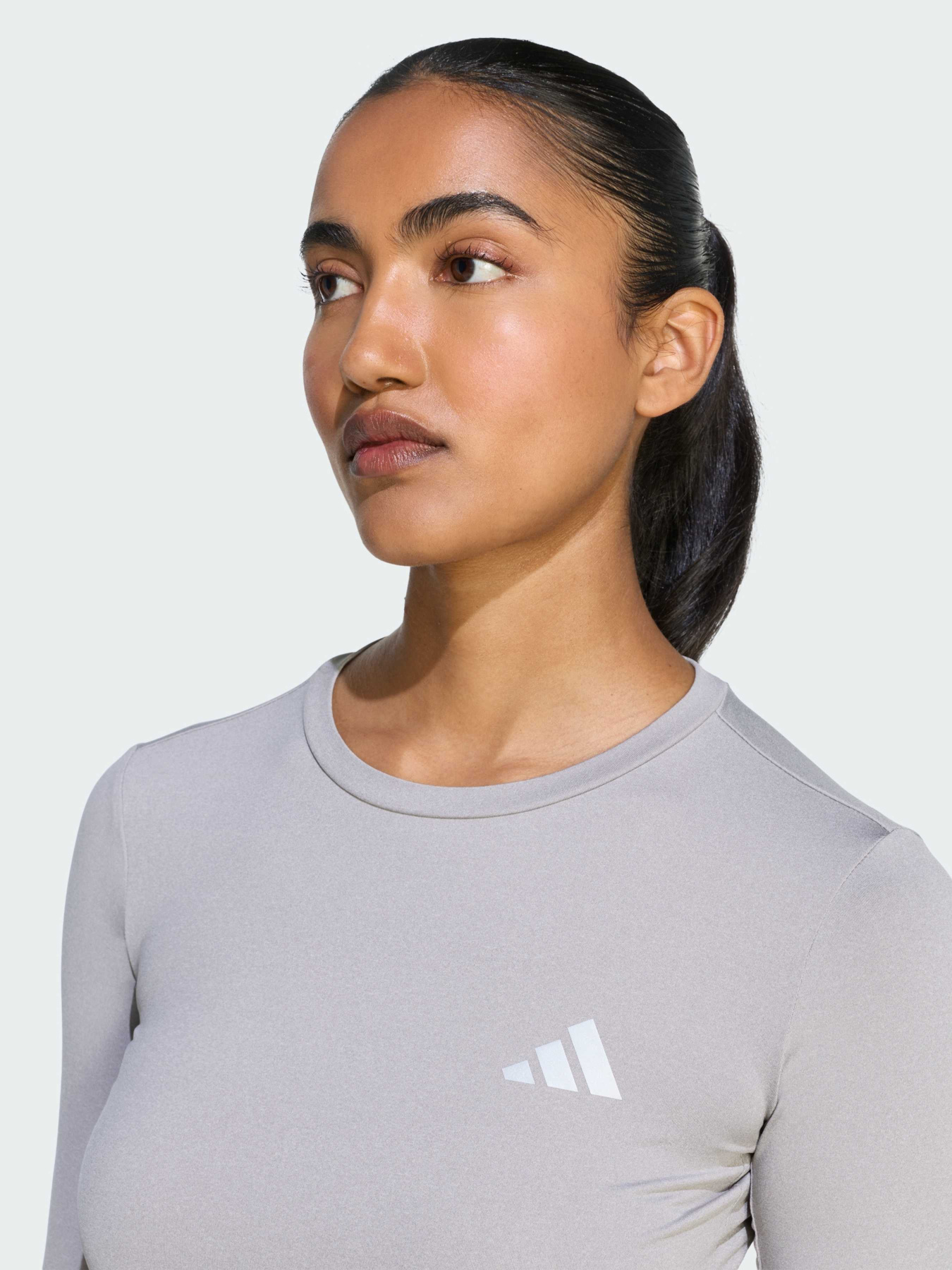 Худі та світшоти Adidas модель KE8418 Фото