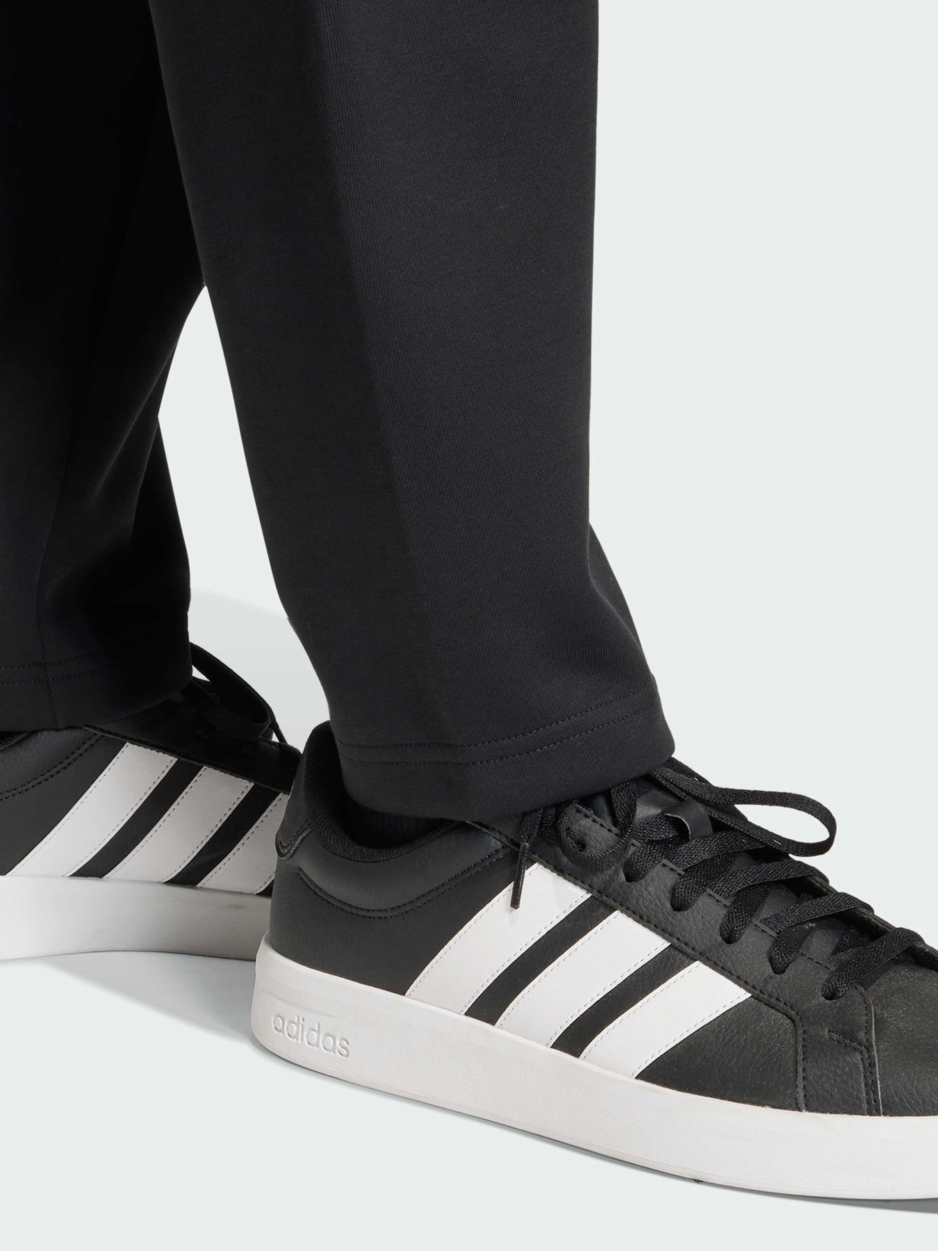 Штани Adidas модель JZ9399 Фото
