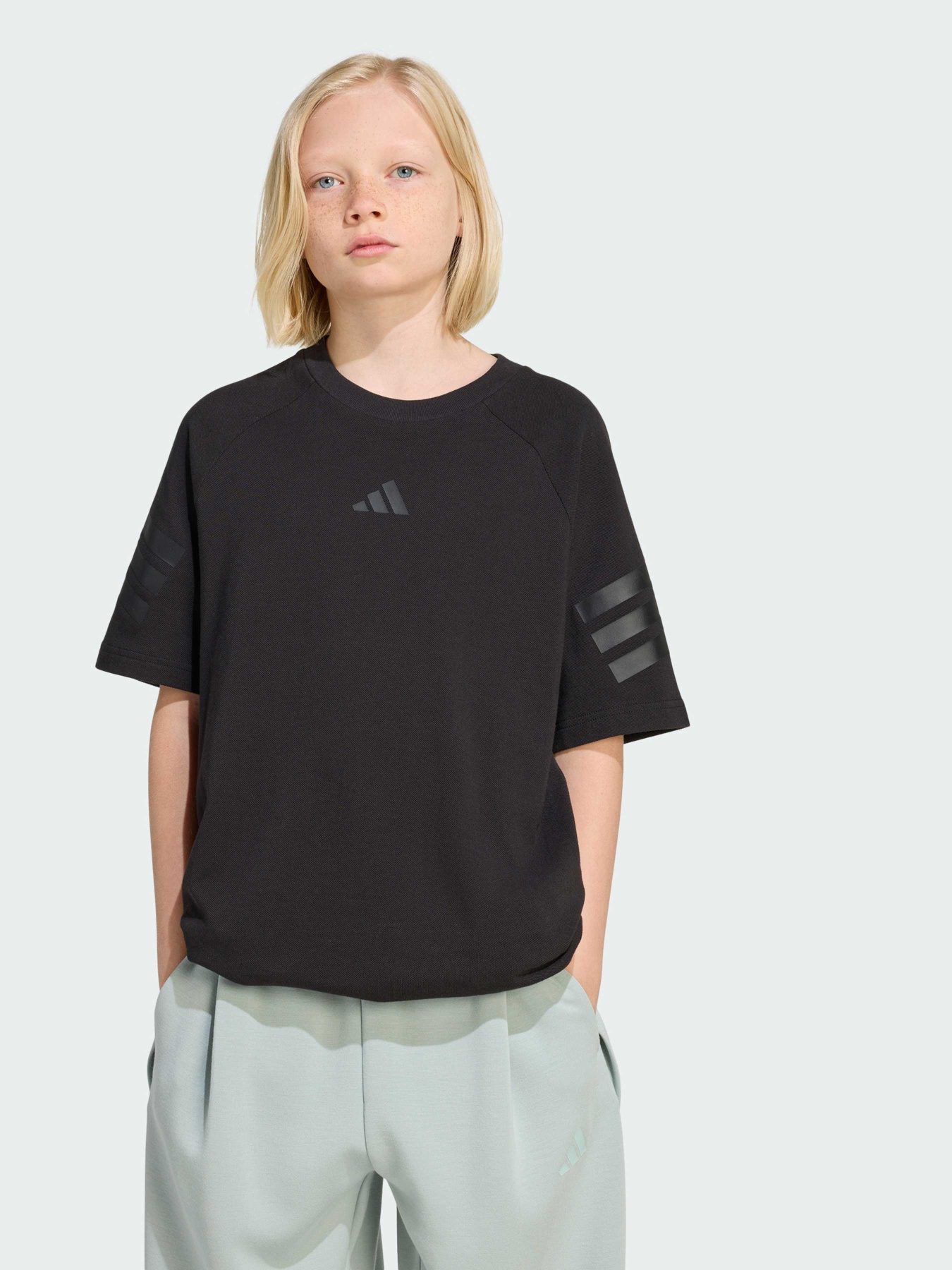 Футболки і поло Adidas Культові силуети модель KC1964 Футболки і поло Adidas Культові силуети модель KC1964 Фото