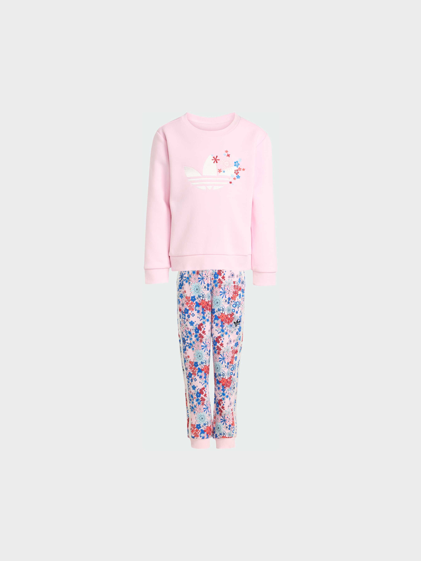 Костюмы Adidas Graphics модель KD1750 Костюмы Adidas Graphics модель KD1750 Фото