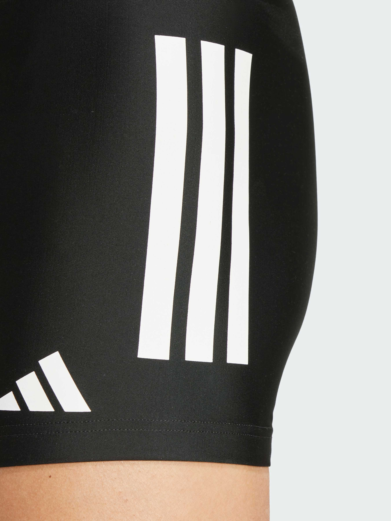 Одяг для пляжу Adidas 3 Stripes модель JN6533 Одяг для пляжу Adidas 3 Stripes модель JN6533 Фото