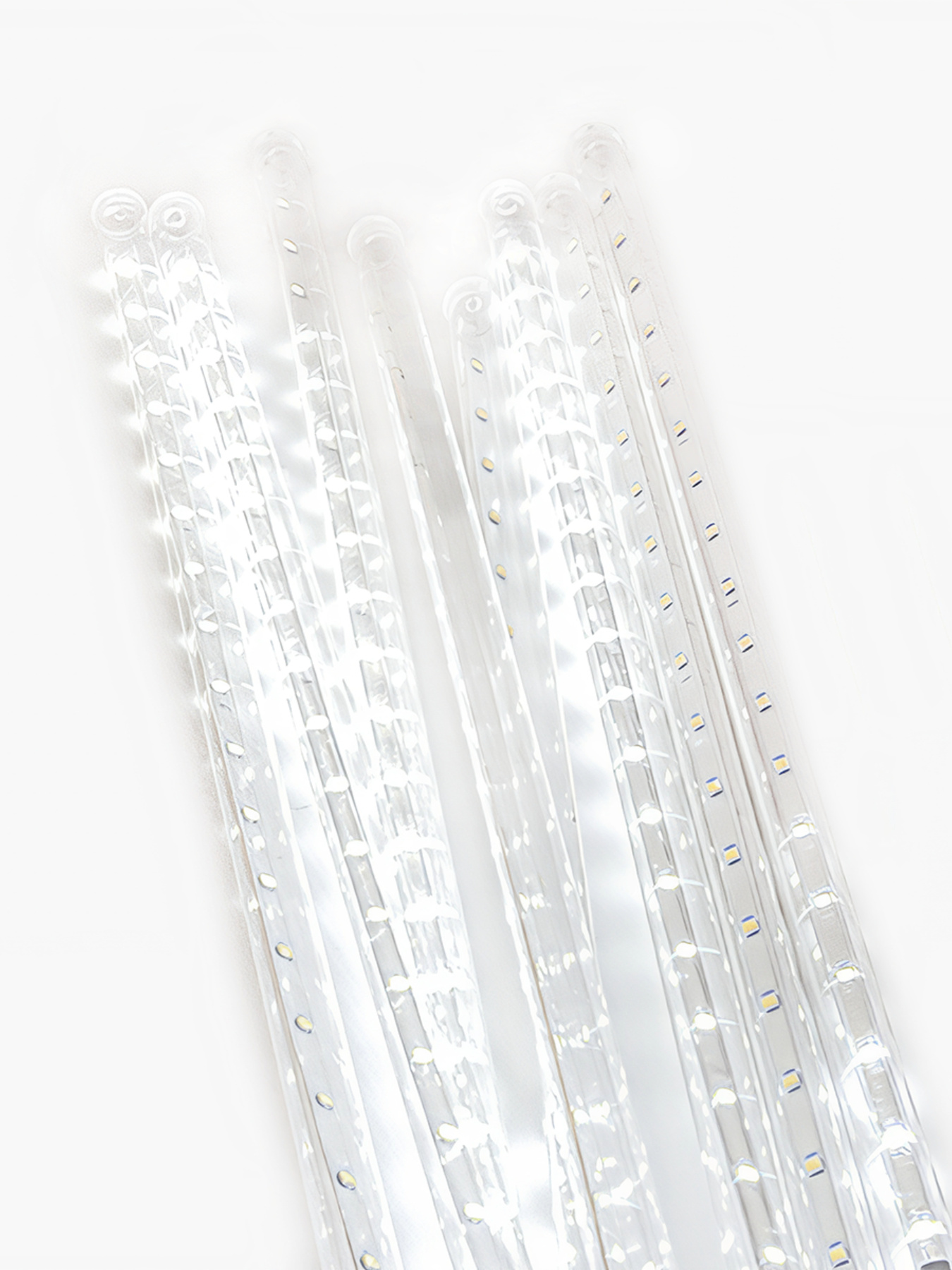 Светодиодная гирлянда "Сосулька" MBM HOME модель DH-LAMP-09 WHITE Светодиодная гирлянда "Сосулька" MBM HOME модель DH-LAMP-09 WHITE Фото