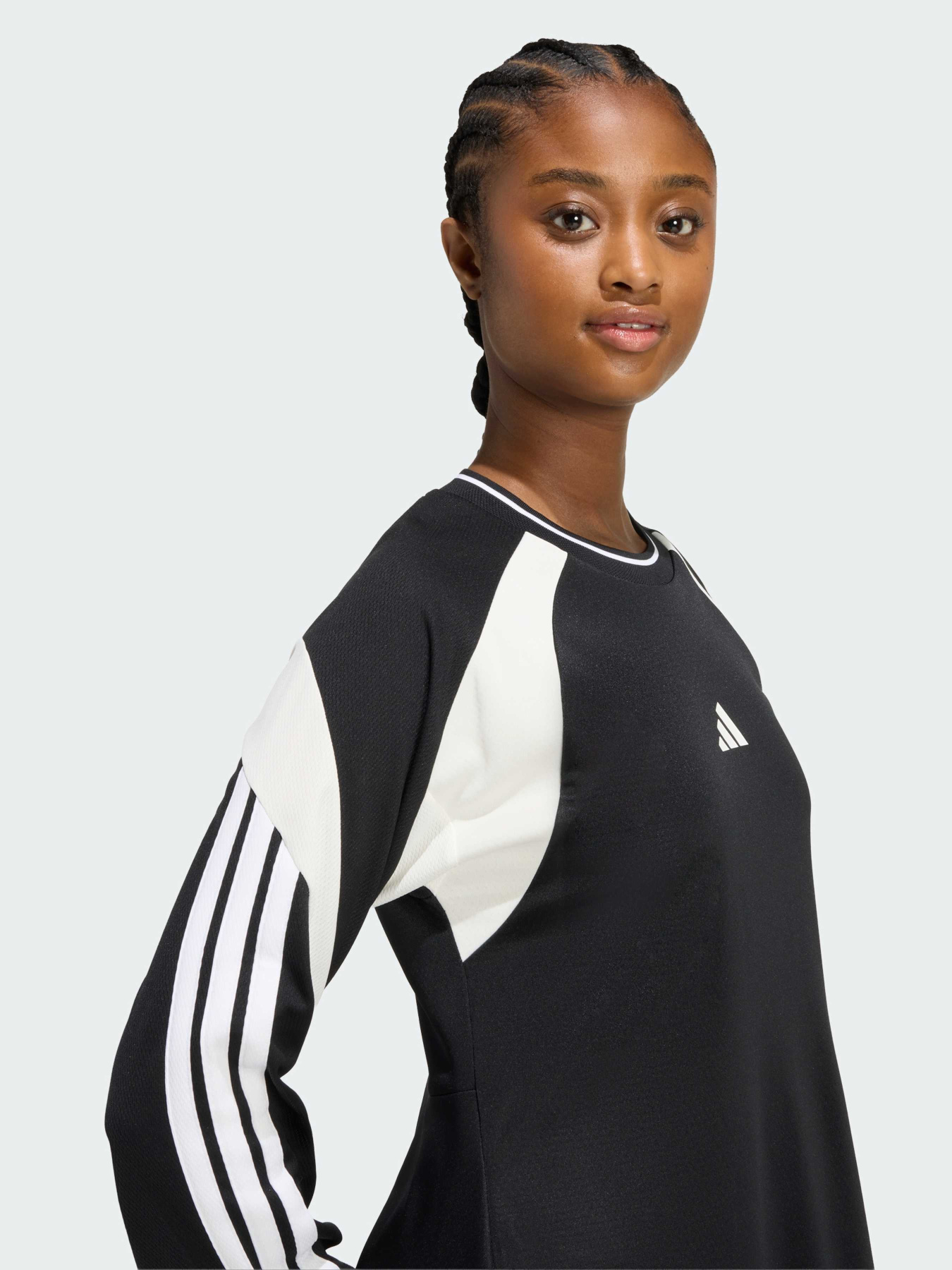 Сукні Adidas Tiro модель KB4074 Сукні Adidas Tiro модель KB4074 Фото