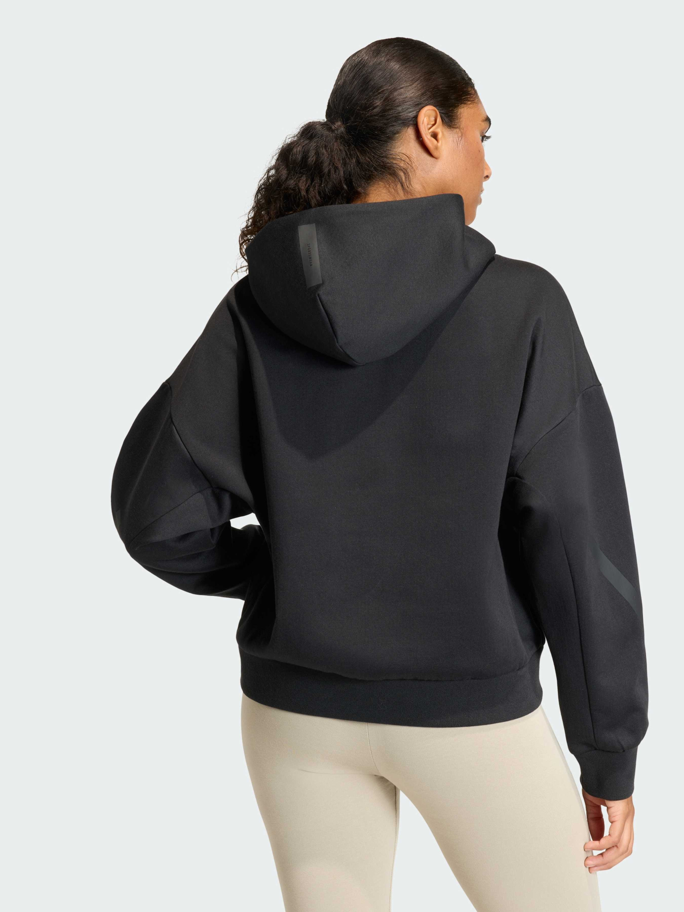 Худи и свитшоты Adidas ZNE модель KC7743 Фото
