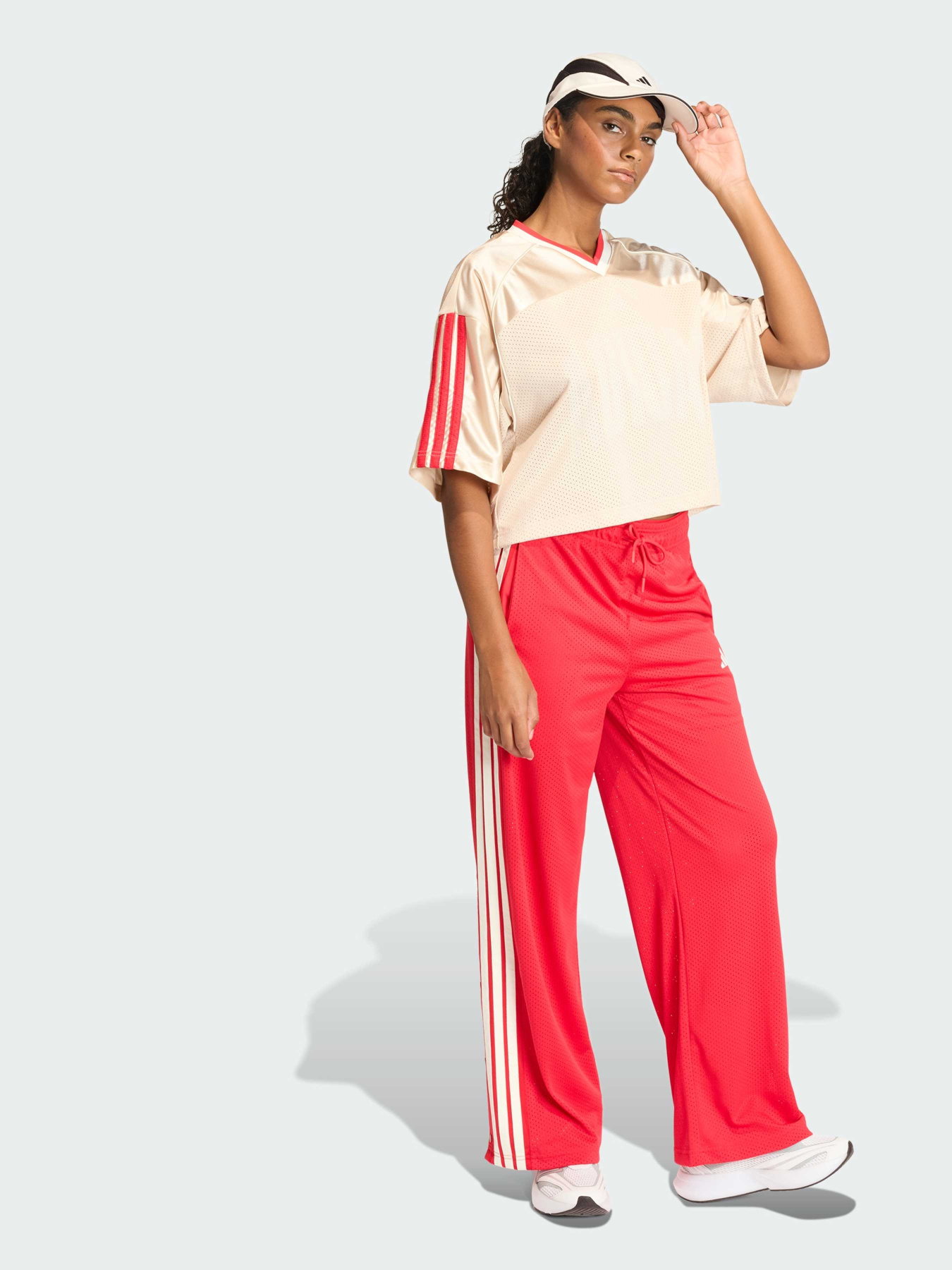 Футболки і поло Adidas модель JZ1073 Футболки і поло Adidas модель JZ1073 Фото