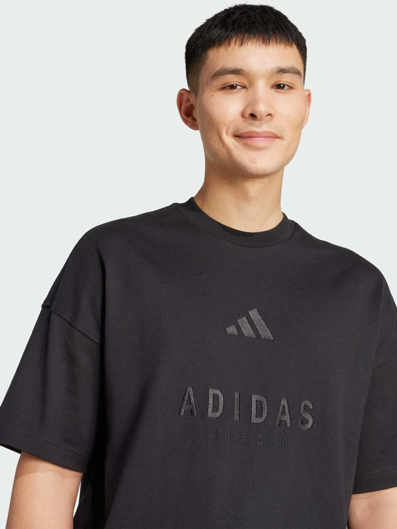 Футболки і поло Adidas модель JL6549 Футболки і поло Adidas модель JL6549 Фото