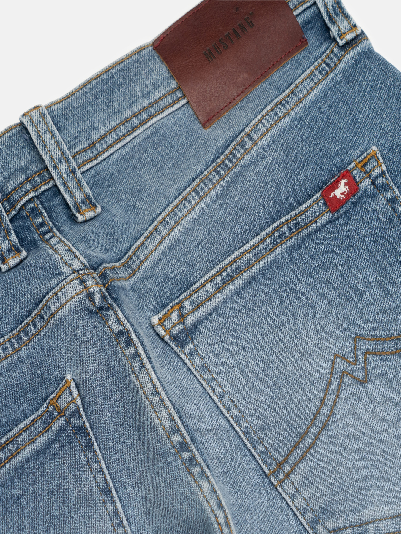 Джинси Mustang Jeans Oregon Slim модель 1016429 Фото