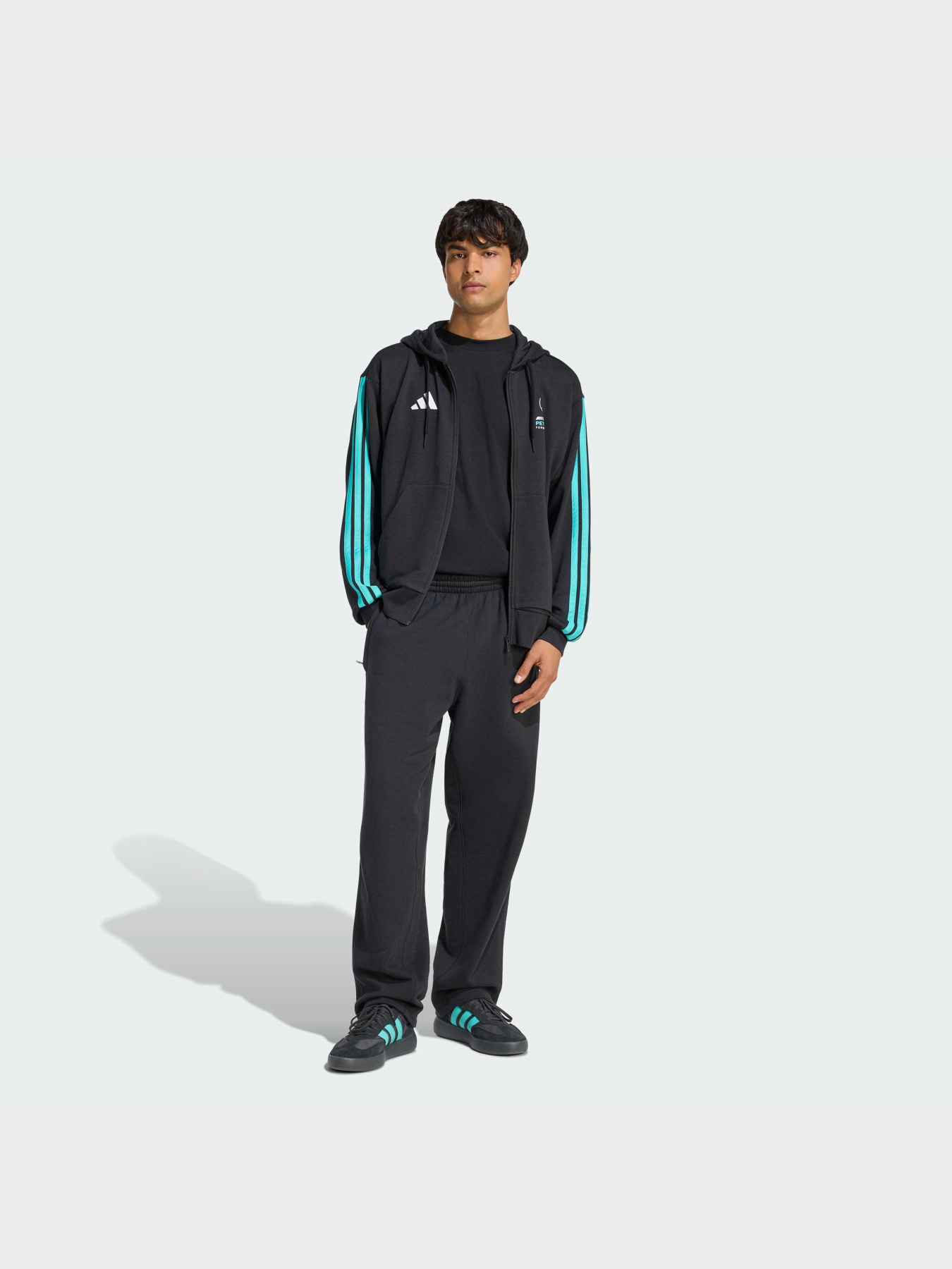 Худи и свитшоты Adidas модель KE5910 Худи и свитшоты Adidas модель KE5910 Фото