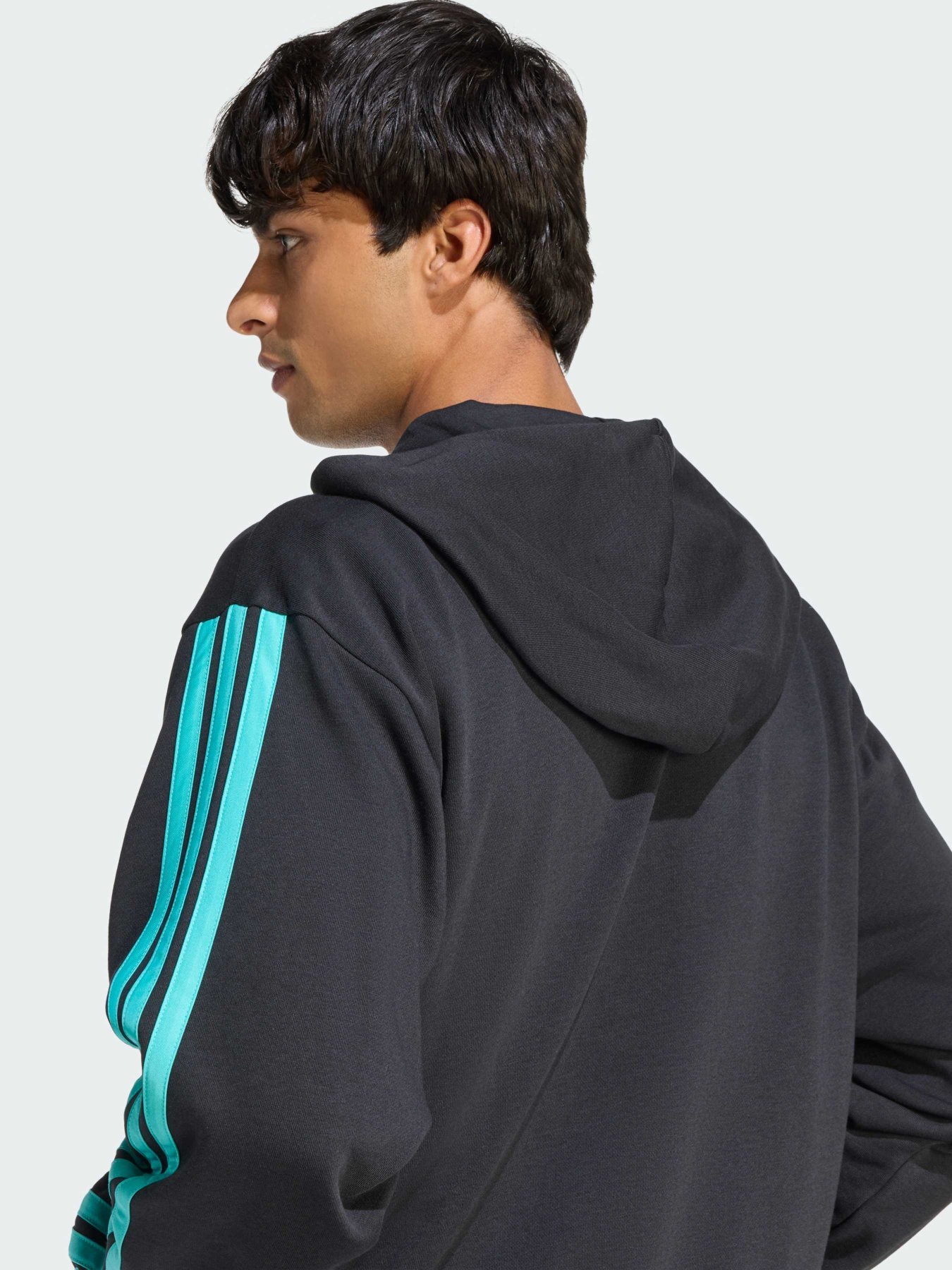 Худи и свитшоты Adidas модель KE5910 Худи и свитшоты Adidas модель KE5910 Фото
