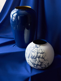 Ваза "Елізіум" залізна біло-синя з принтом MBM HOME модель VB-02 PRINT/DEEP BLUE Фото