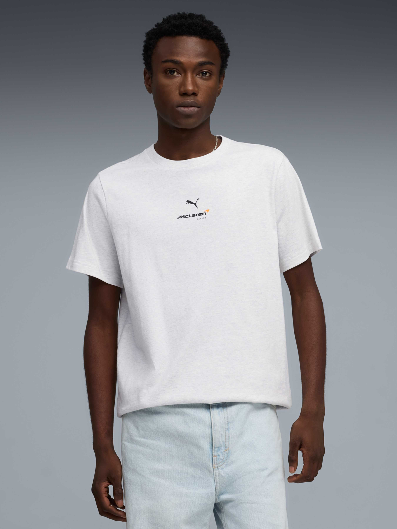 Футболки і поло PUMA Mclaren Small Logo Tee модель 637448 Фото