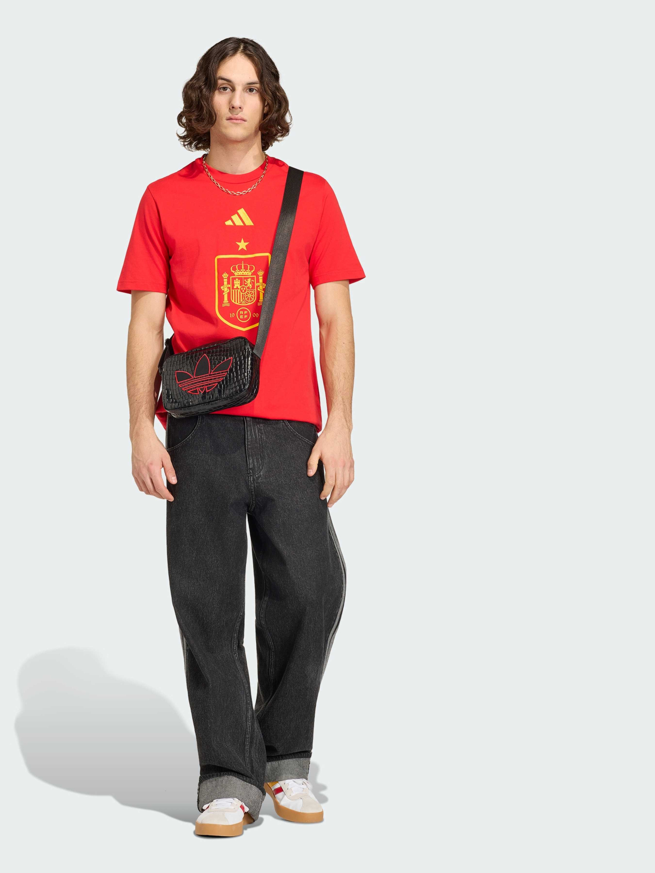 Футболки и поло Adidas модель JZ2263 Футболки и поло Adidas модель JZ2263 Фото