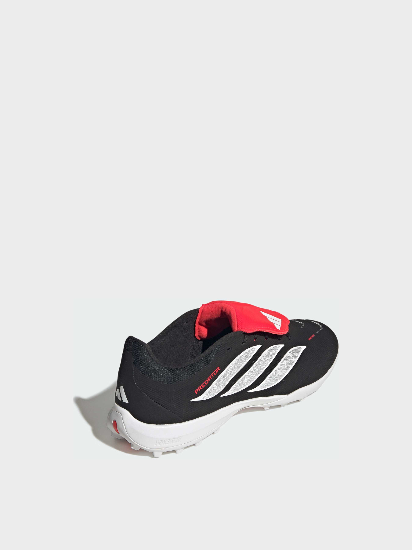 Кросівки Adidas Predator модель JR5029 Кросівки Adidas Predator модель JR5029 Фото