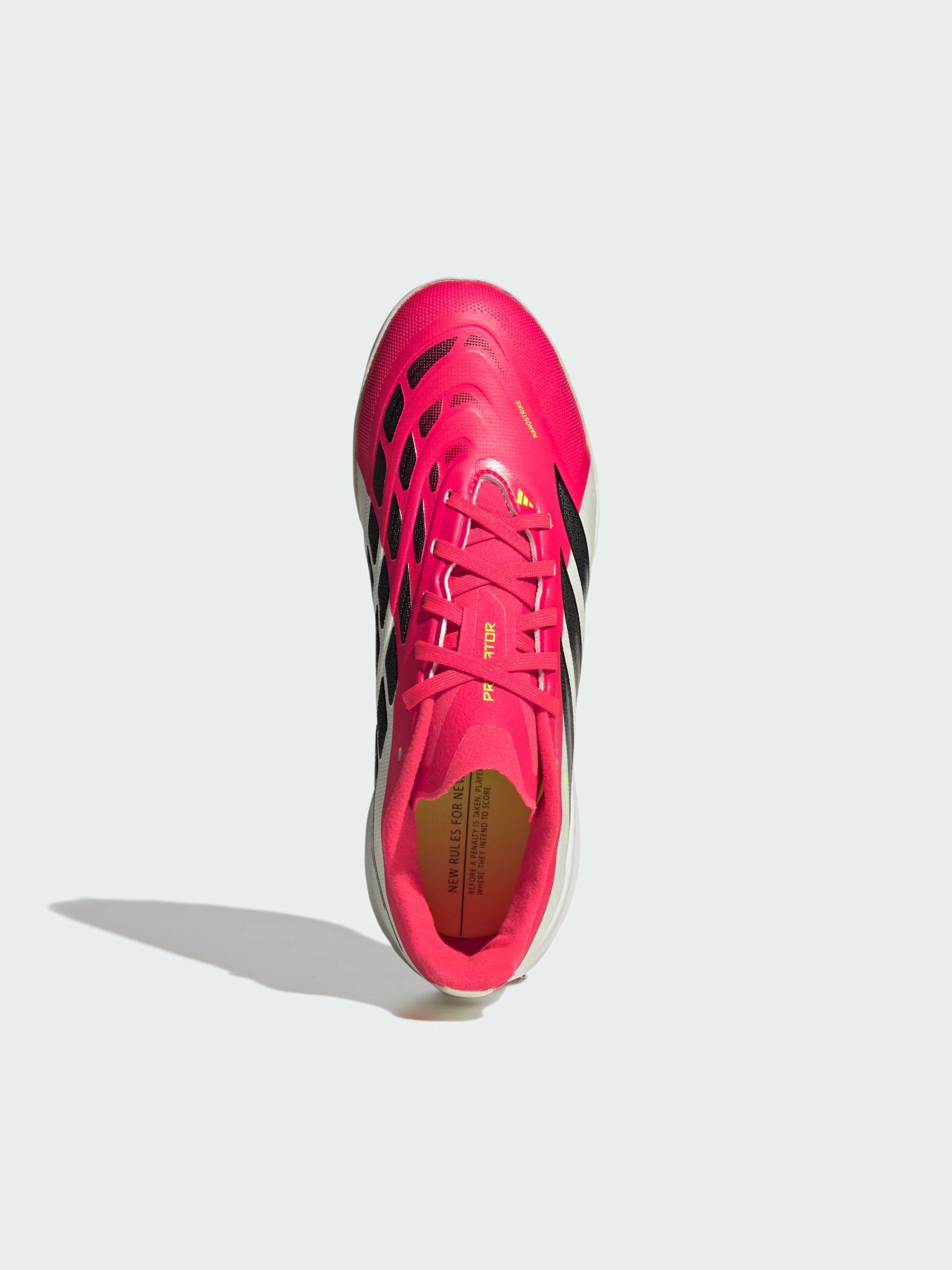 Кроссовки Adidas Predator модель JR7912 Кроссовки Adidas Predator модель JR7912 Фото