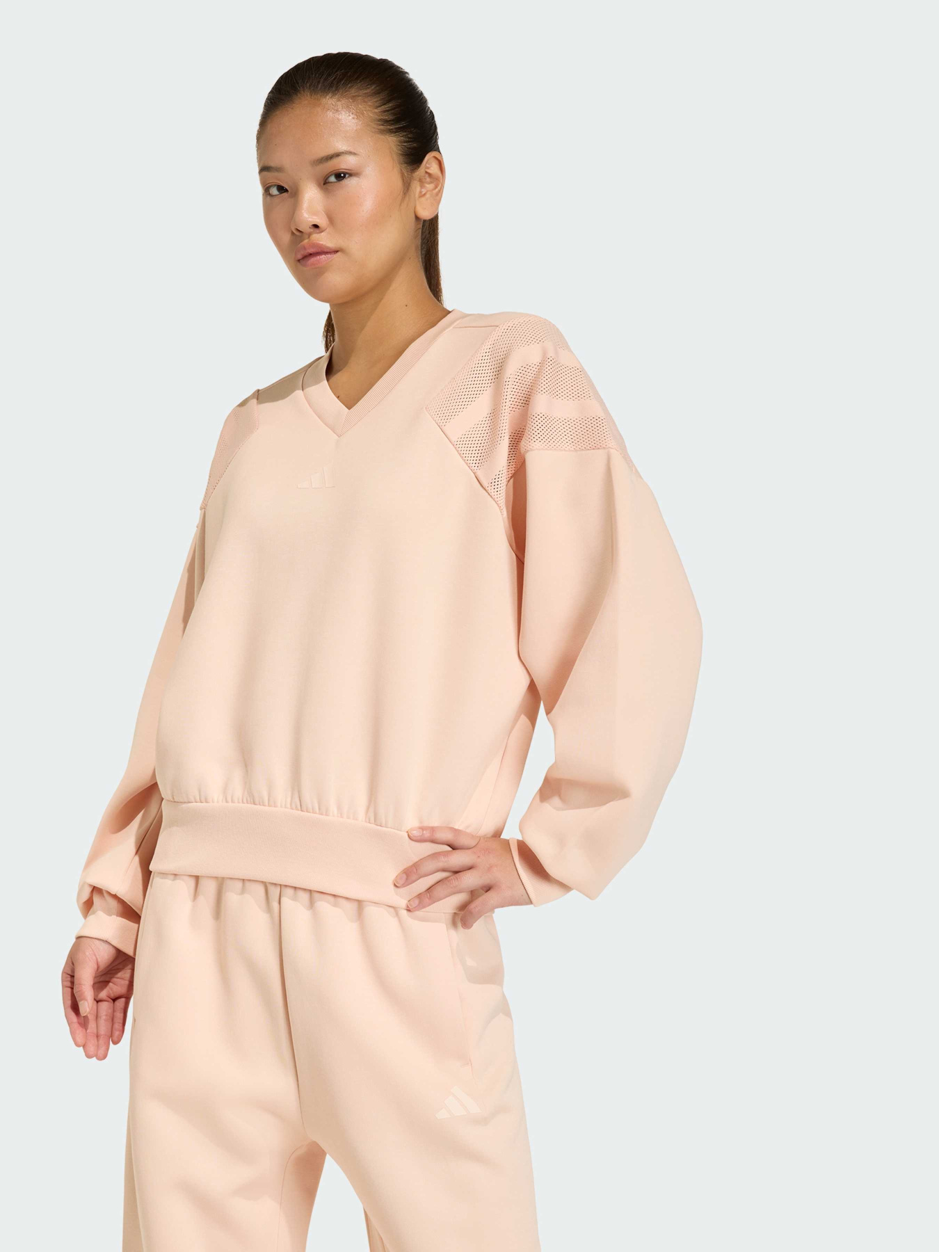 Худи и свитшоты Adidas модель KB4248 Фото