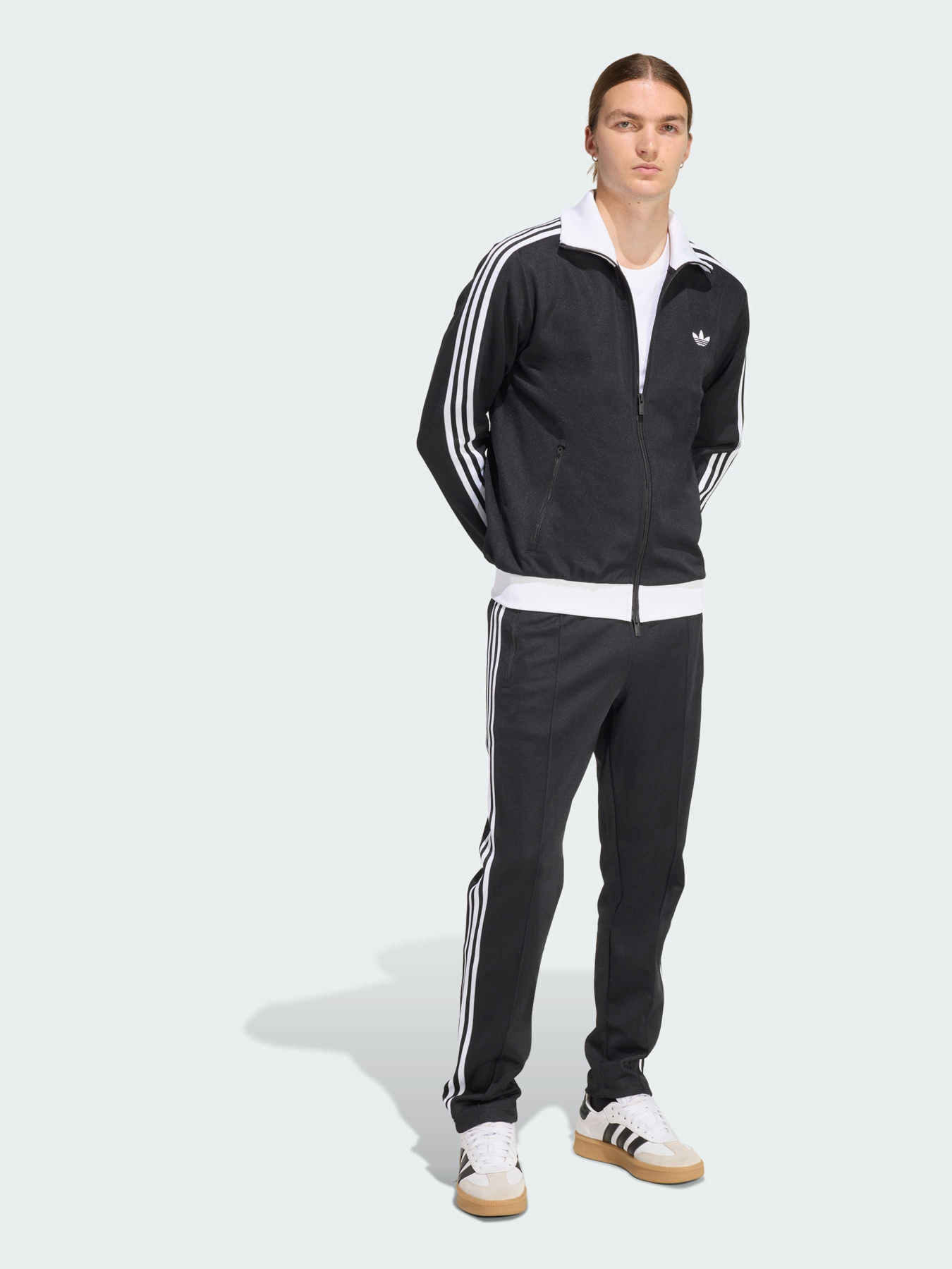 Штани Adidas Adicolor модель KE3530 Штани Adidas Adicolor модель KE3530 Фото
