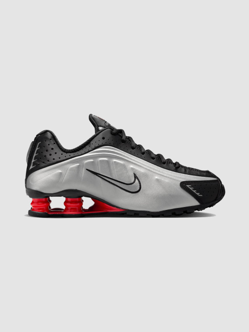 Кросівки NIKE Shox R4 модель AR3565-011 Фото