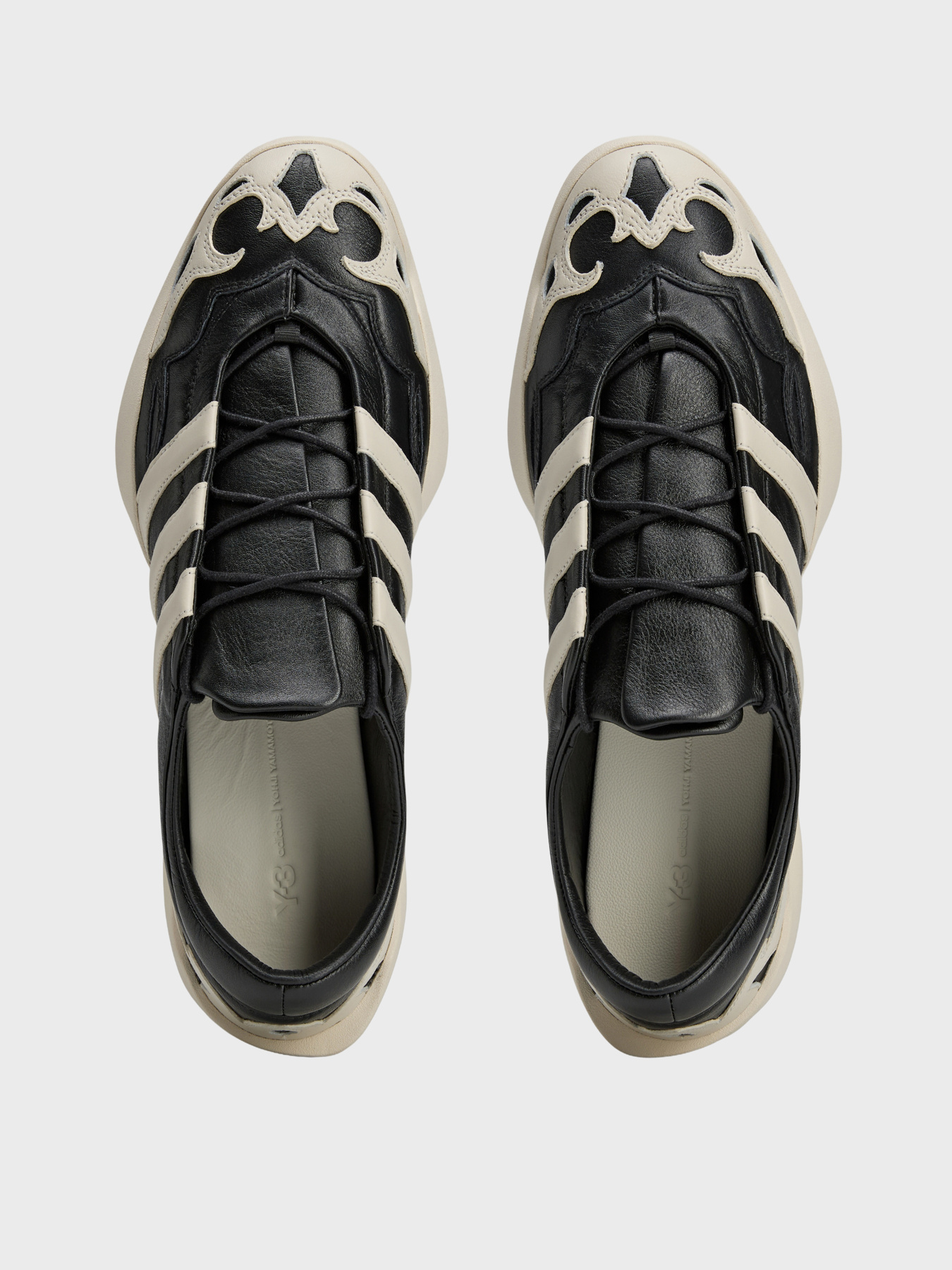 Кросівки Adidas Y-3 модель JR3600 Фото