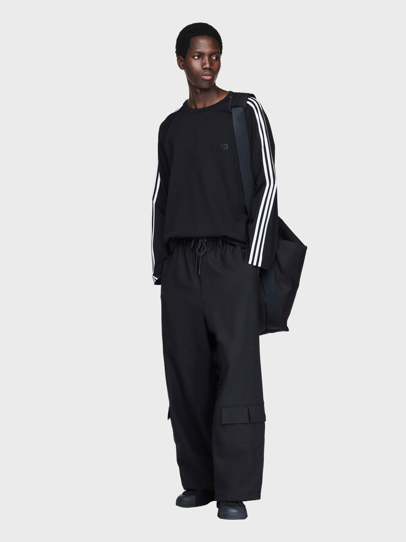 Худи и свитшоты Adidas модель JW7351 Фото