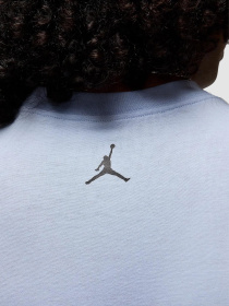 Футболки и поло Jordan Brand Sneaker Patch модель HJ2326-407 Фото