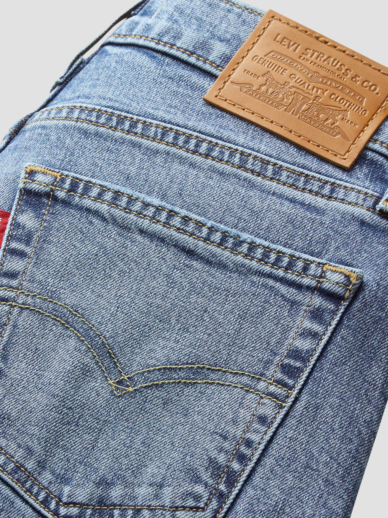 Джинсы Levi's модель 0039B;0002 Джинсы Levi's модель 0039B;0002 Фото