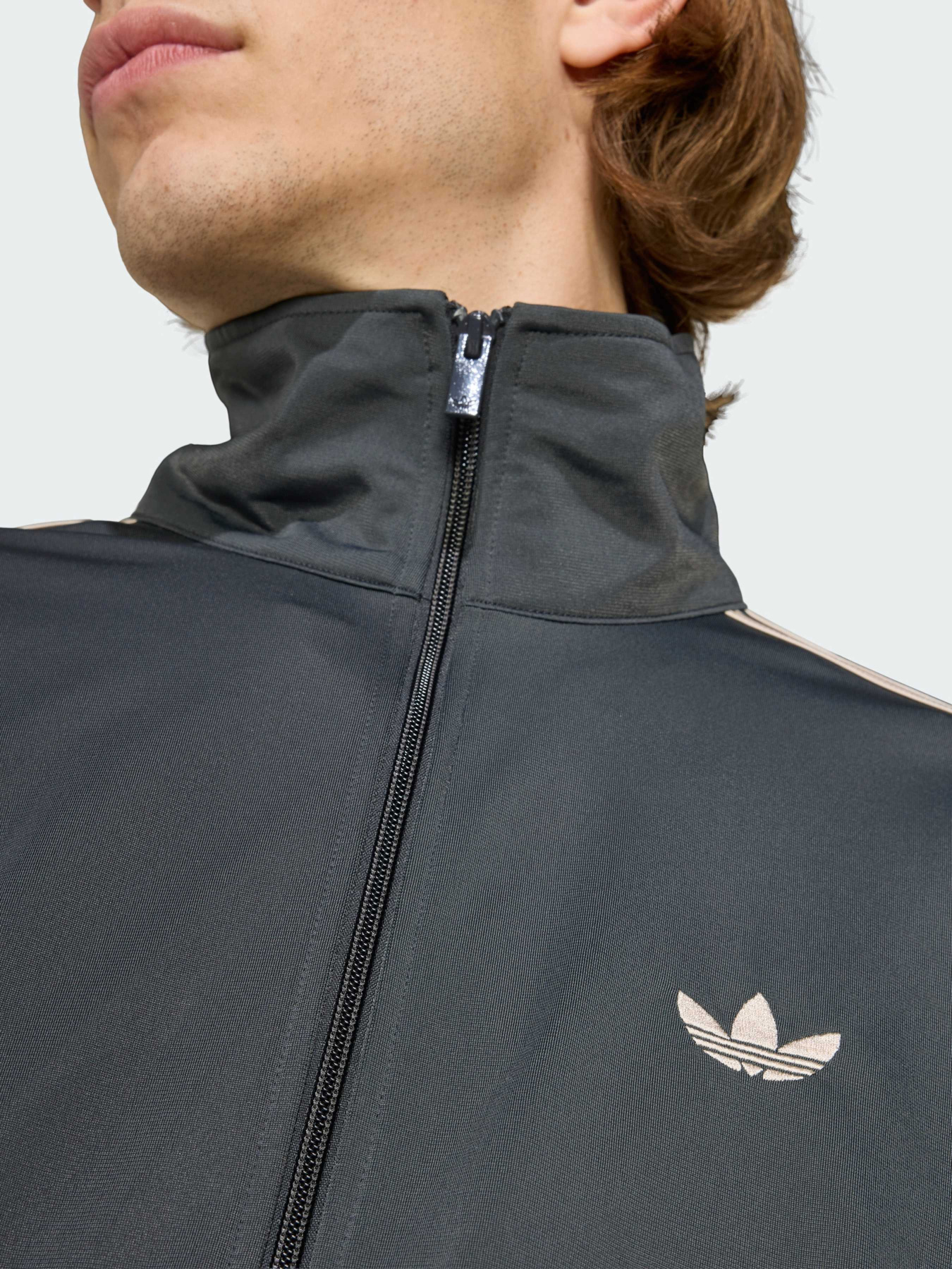 Худи и свитшоты Adidas Adicolor модель KE1641 Фото