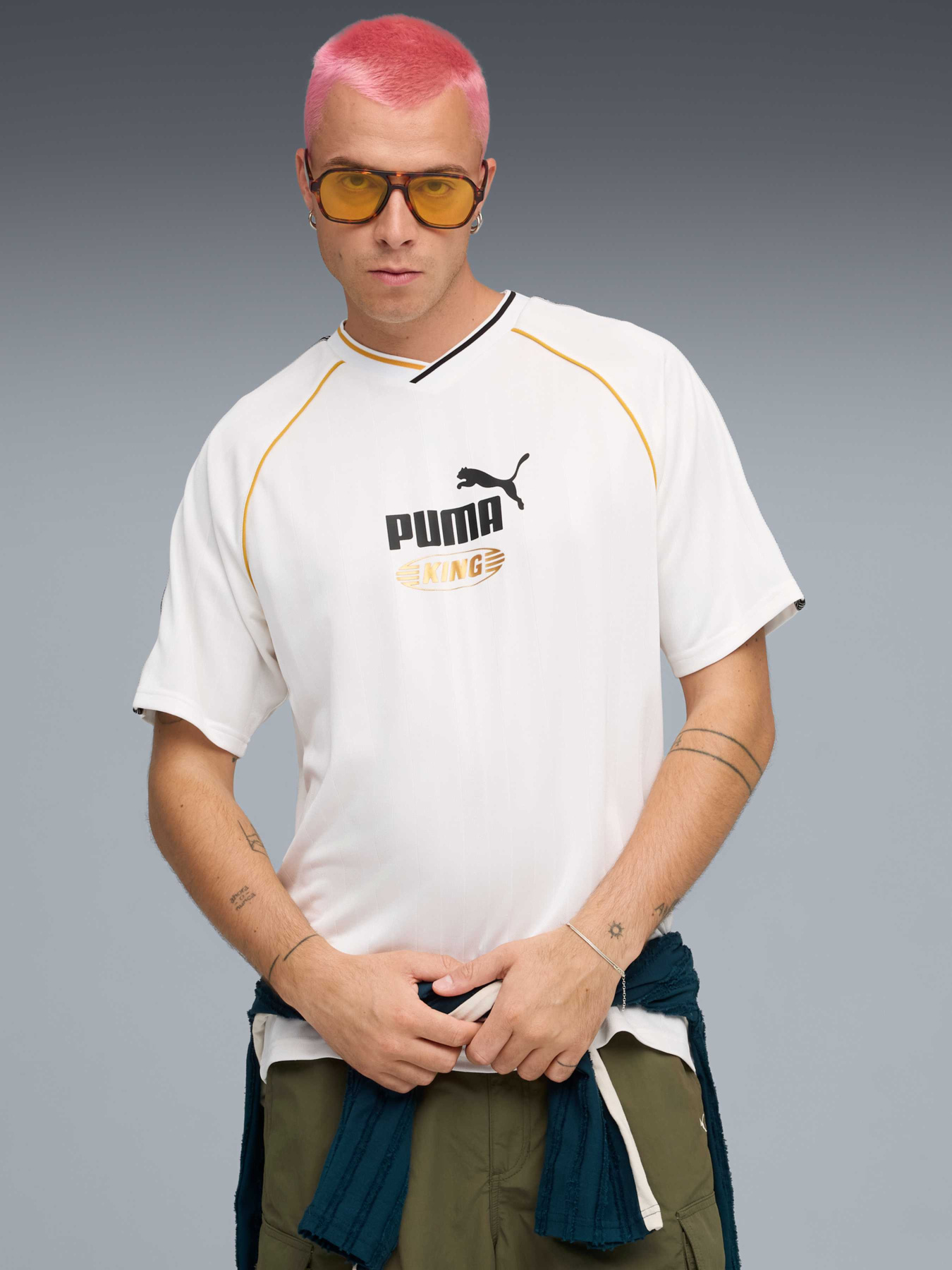 Футболки и поло PUMA King Relaxed Football Jersey модель 632563 Футболки и поло PUMA King Relaxed Football Jersey модель 632563 Фото