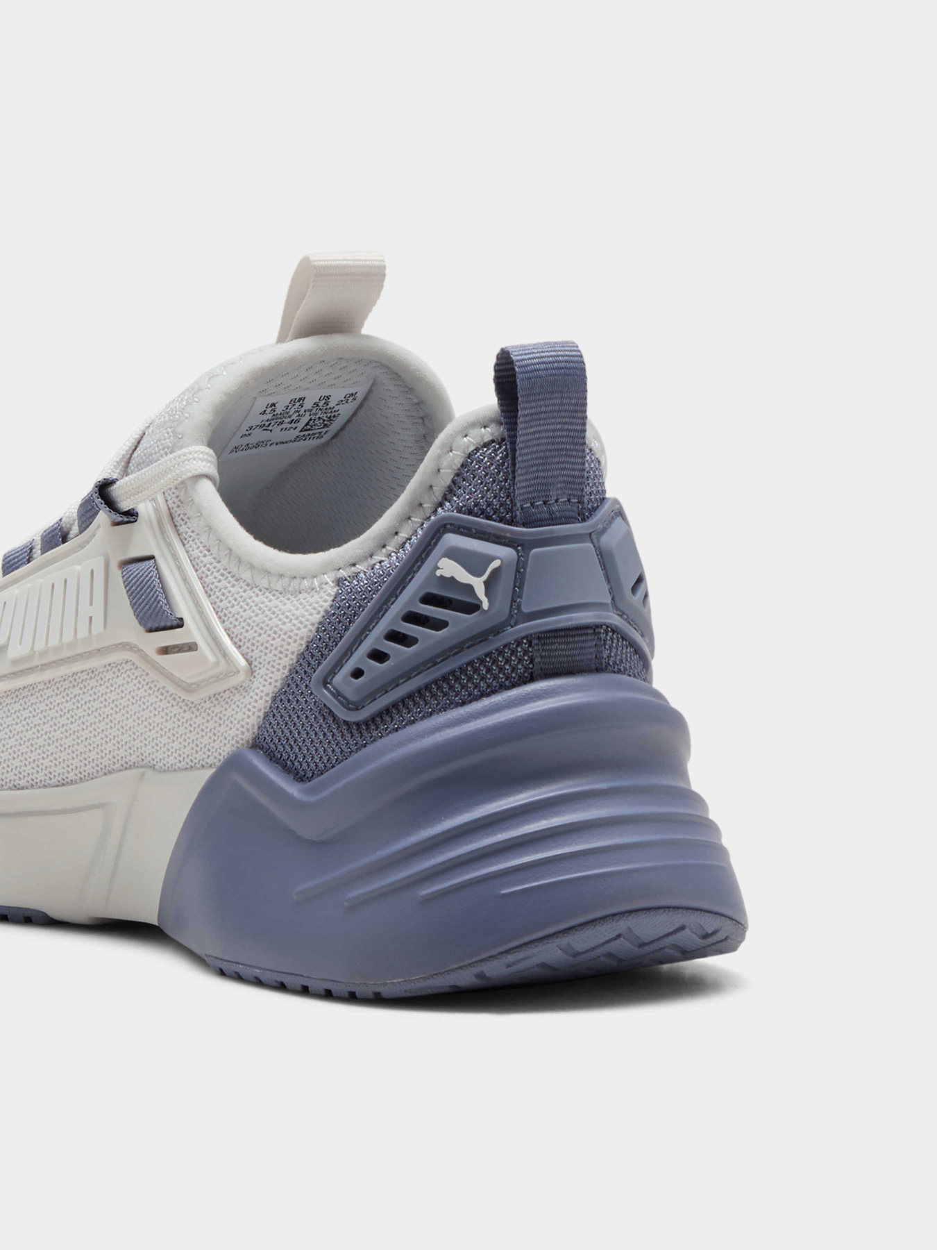 Кросівки PUMA Retaliate 3 модель 379478 Фото