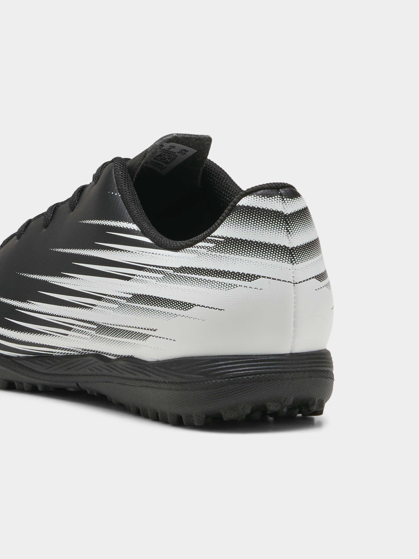 Кросівки PUMA Attacanto Ii Tt Jr модель 108497 Кросівки PUMA Attacanto Ii Tt Jr модель 108497 Фото