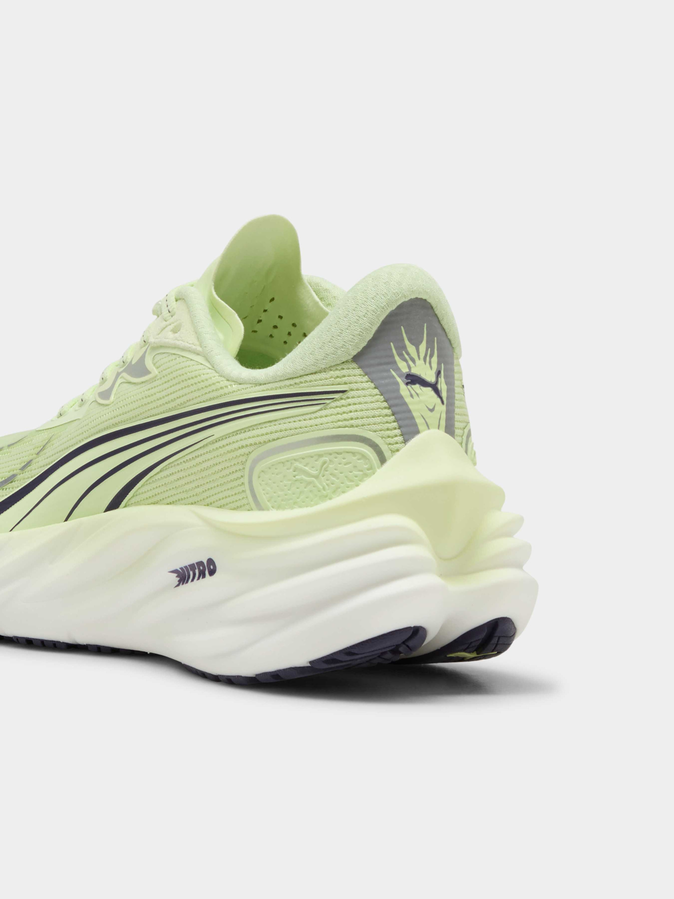 Кроссовки PUMA Velocity Nitro™ 4 Wns модель 311141 Фото