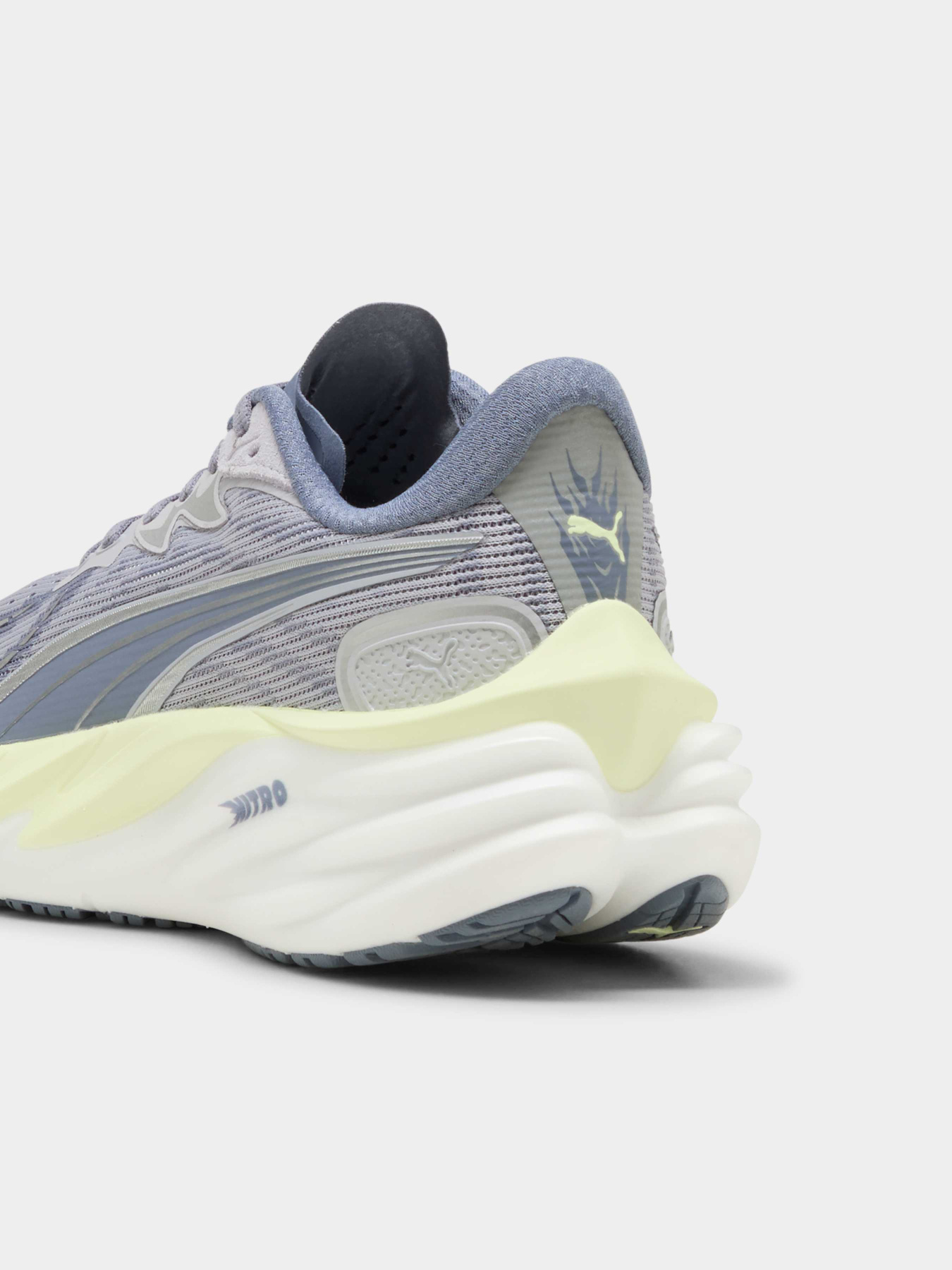 Кроссовки PUMA Velocity Nitro™ 4 Wns модель 311141 Фото