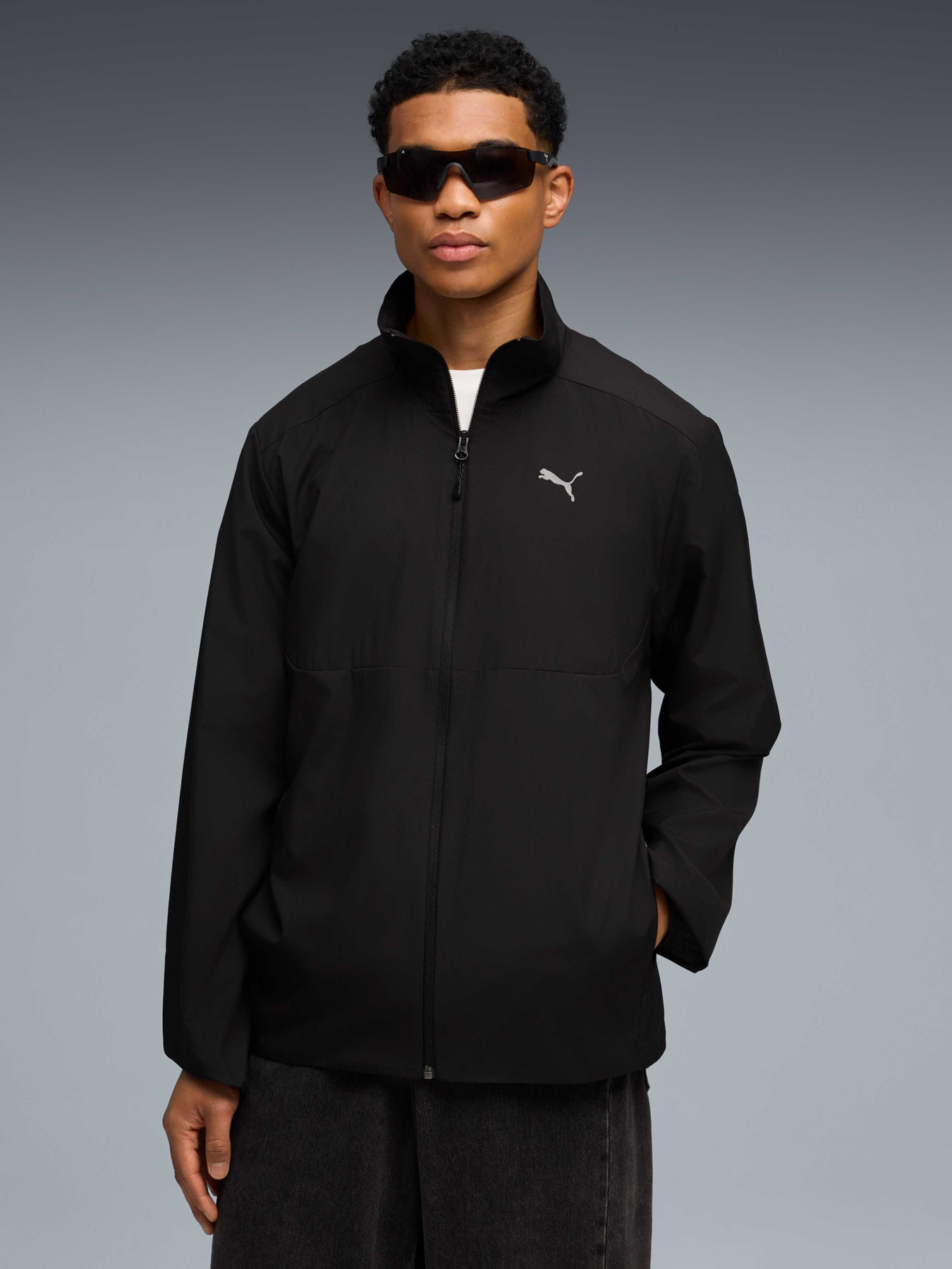Куртки та дублянки PUMA Tech Woven Track Jacket модель 692184 Куртки та дублянки PUMA Tech Woven Track Jacket модель 692184 Фото