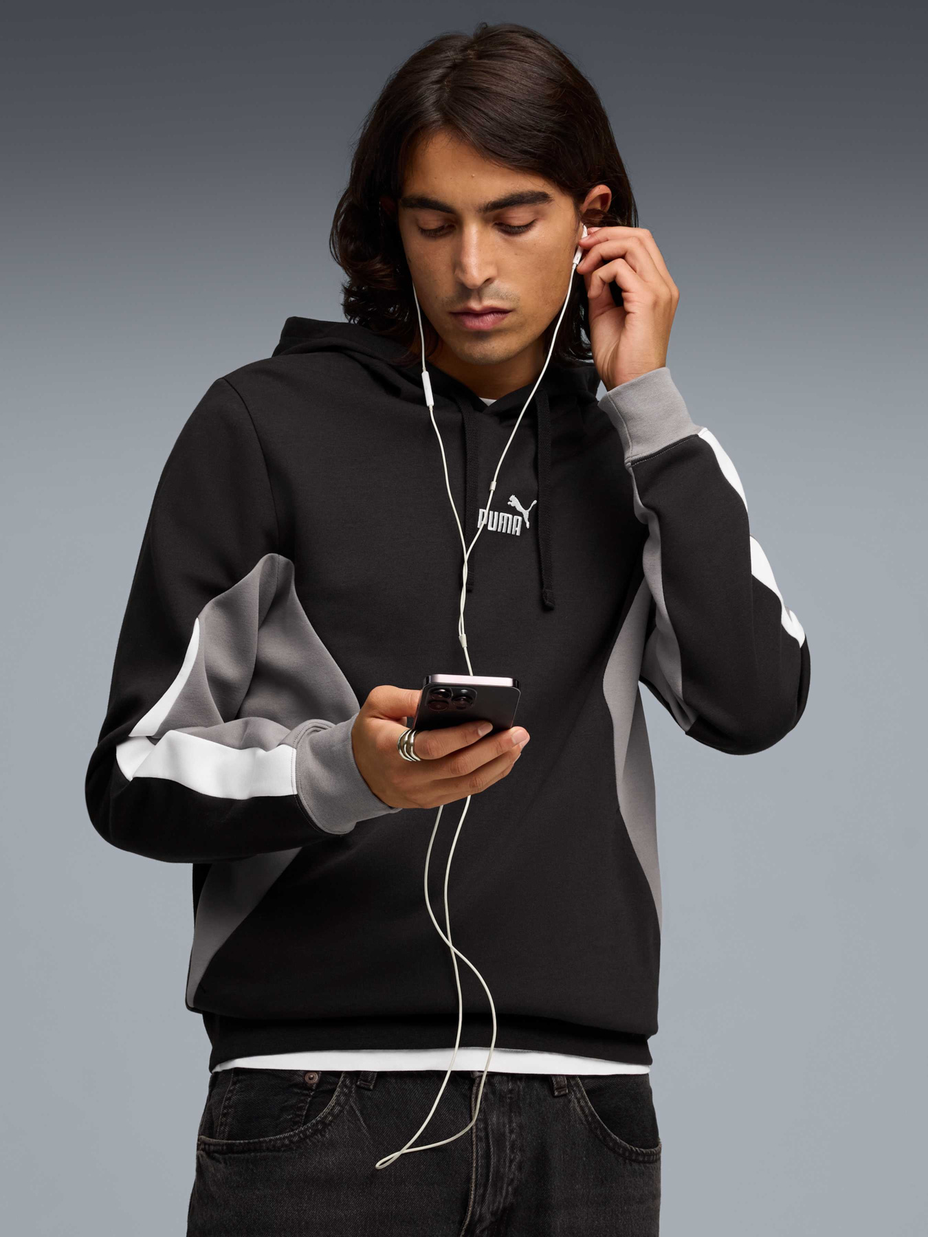 Худи и свитшоты PUMA Ess Block Hoodie модель 692597 Худи и свитшоты PUMA Ess Block Hoodie модель 692597 Фото