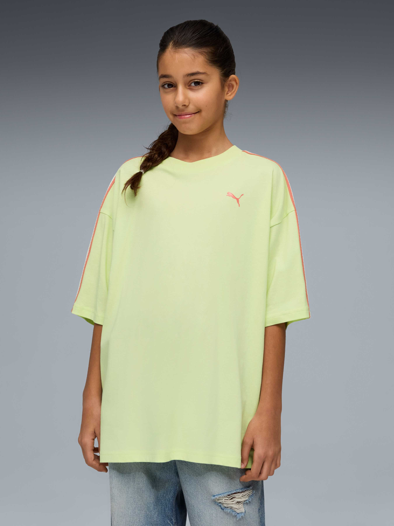 Футболки і поло PUMA Oversized Graphic Tee модель 634517 Фото