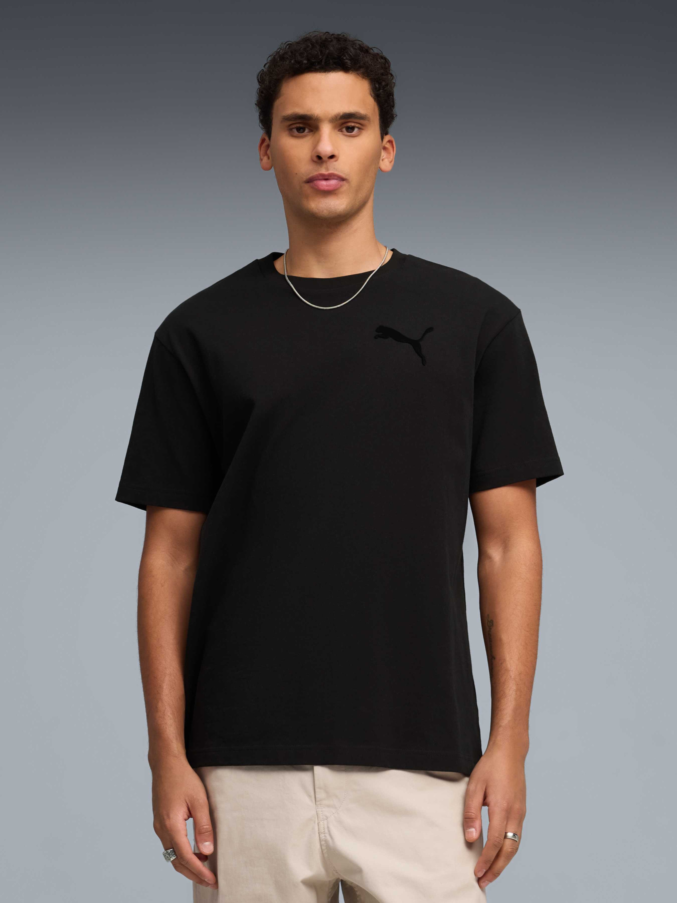 Футболки і поло PUMA Ess Elevated Cat Logo Tee модель 634391 Футболки і поло PUMA Ess Elevated Cat Logo Tee модель 634391 Фото