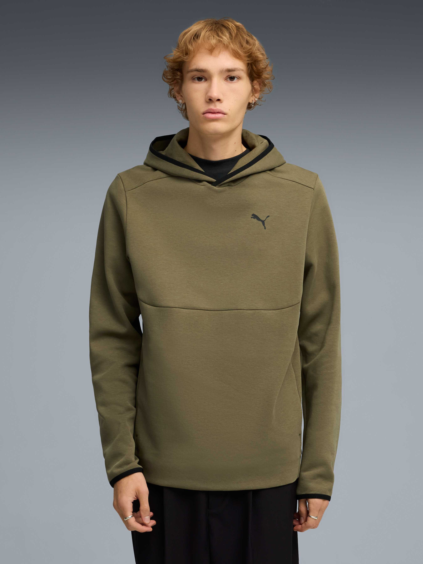 Худи и свитшоты PUMA Tech Hoodie модель 692181 Фото