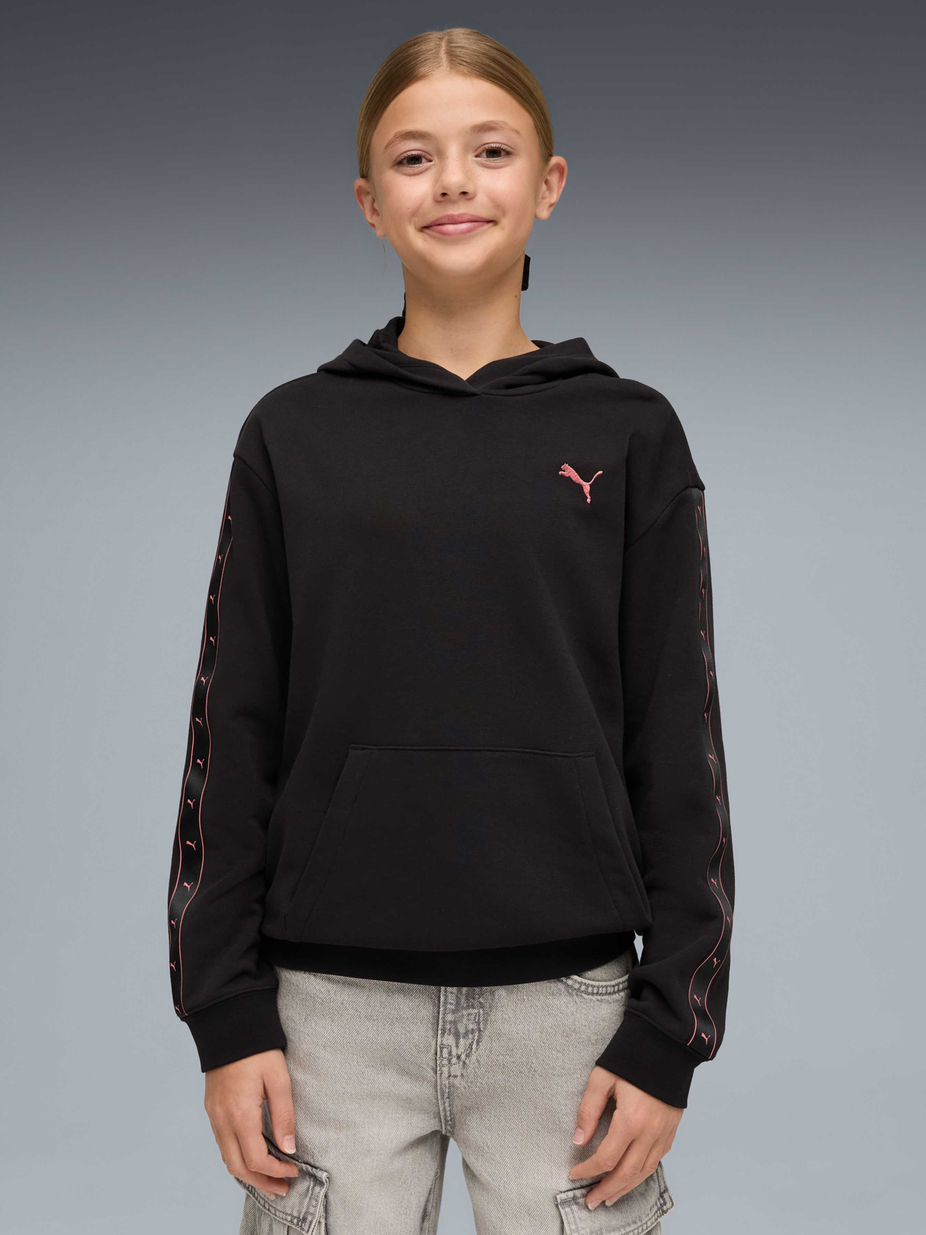Худи и свитшоты PUMA Ess Tape Relaxed Hoodie модель 691733 Фото