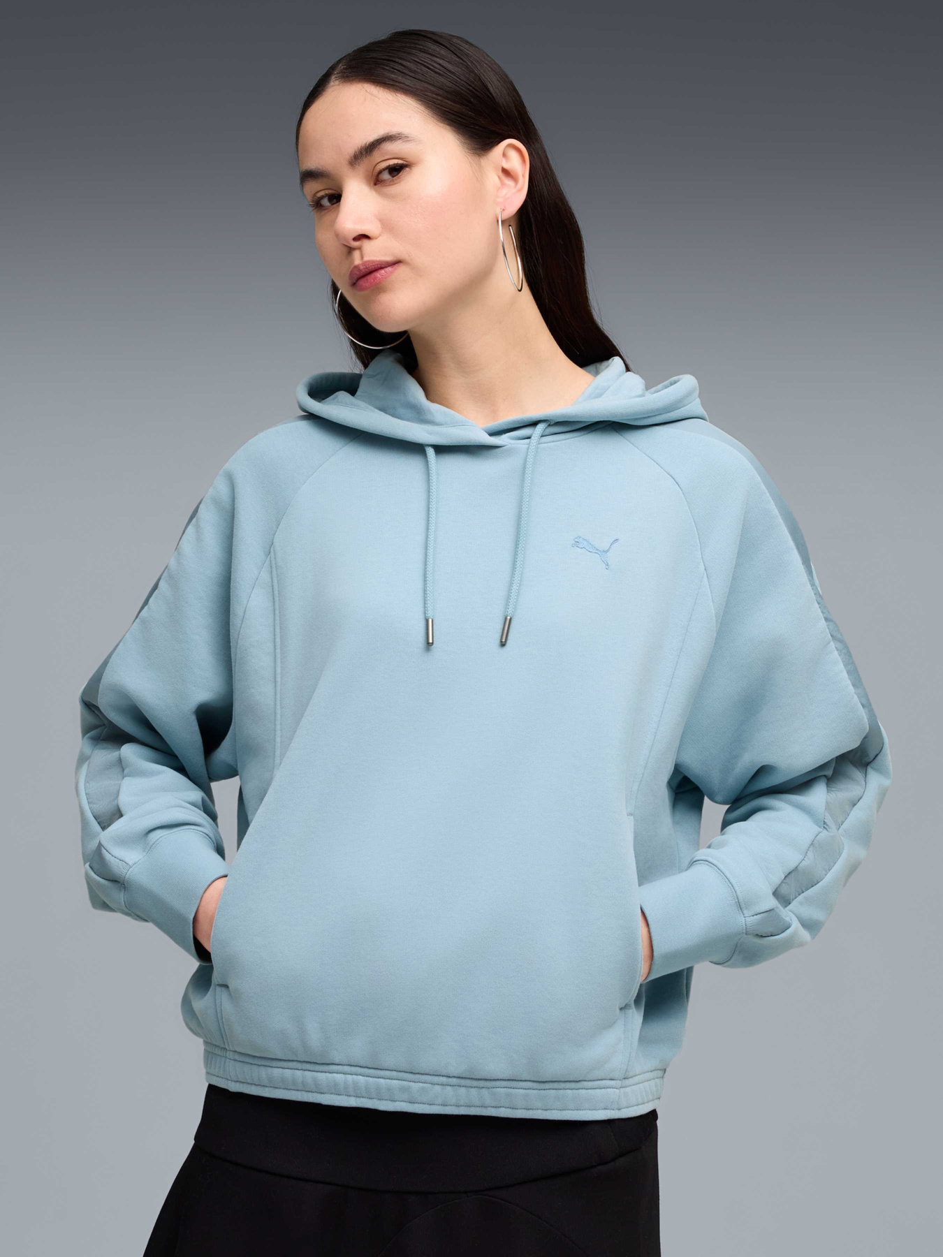 Худи и свитшоты PUMA Her Oversized Hoodie модель 691886 Худи и свитшоты PUMA Her Oversized Hoodie модель 691886 Фото